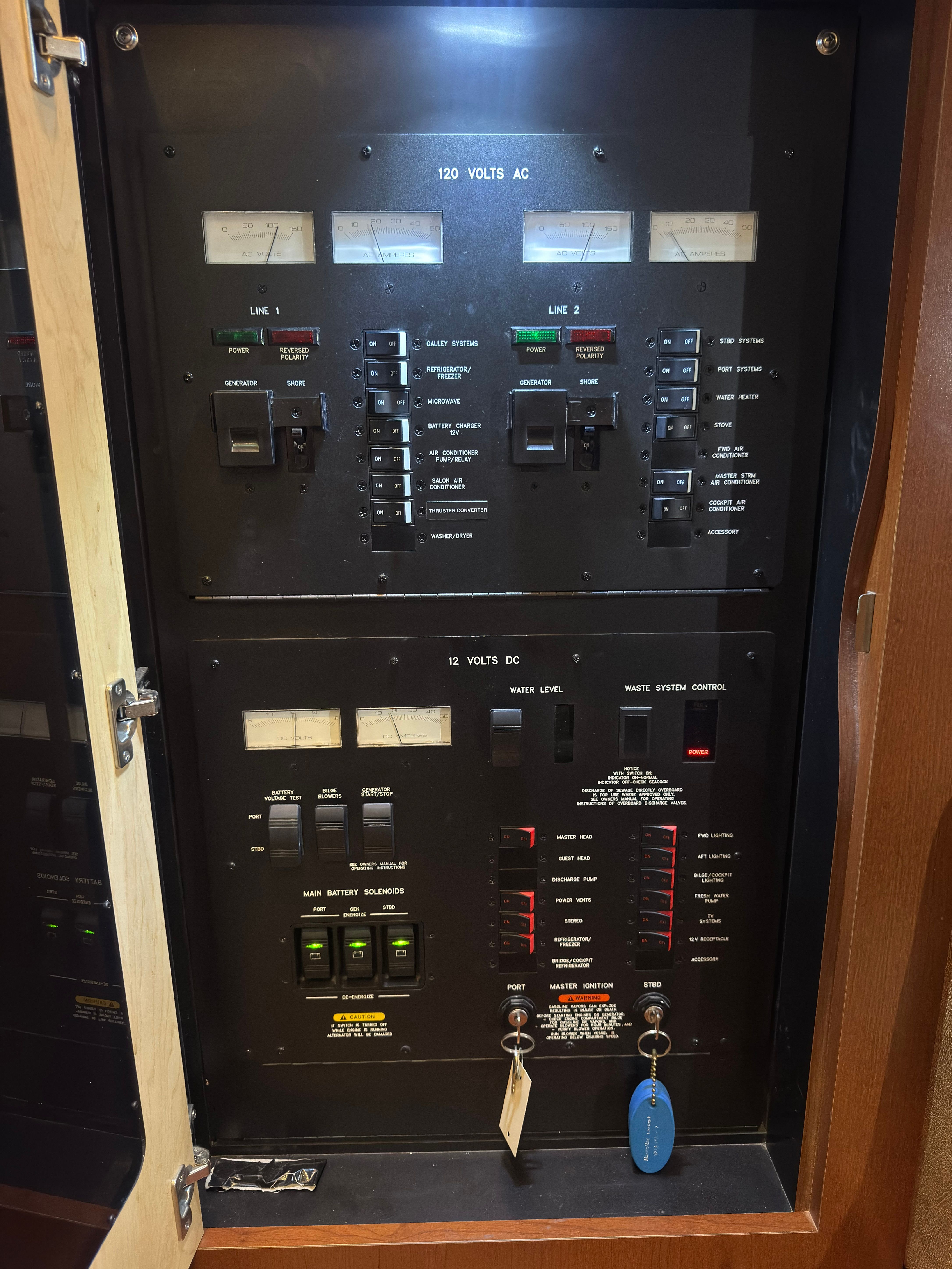 Electrical control panel inside the 2007 Sea Ray 40 Sundancer.