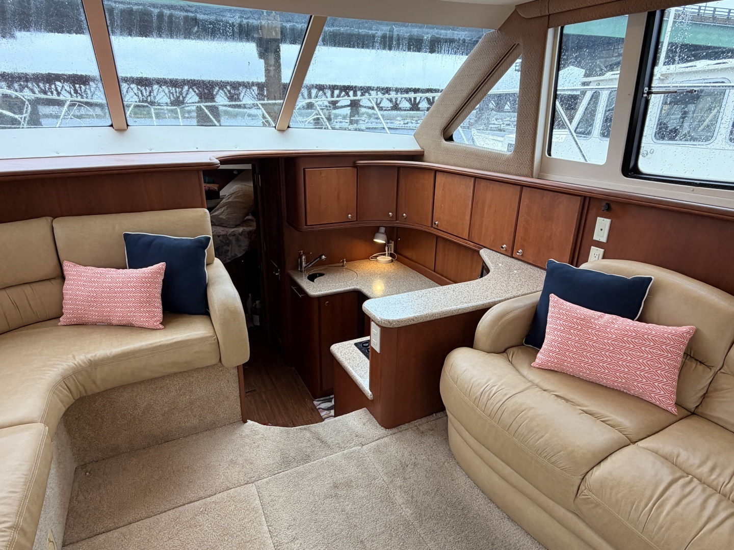 2006 Silverton 38 Convertible - Image 15