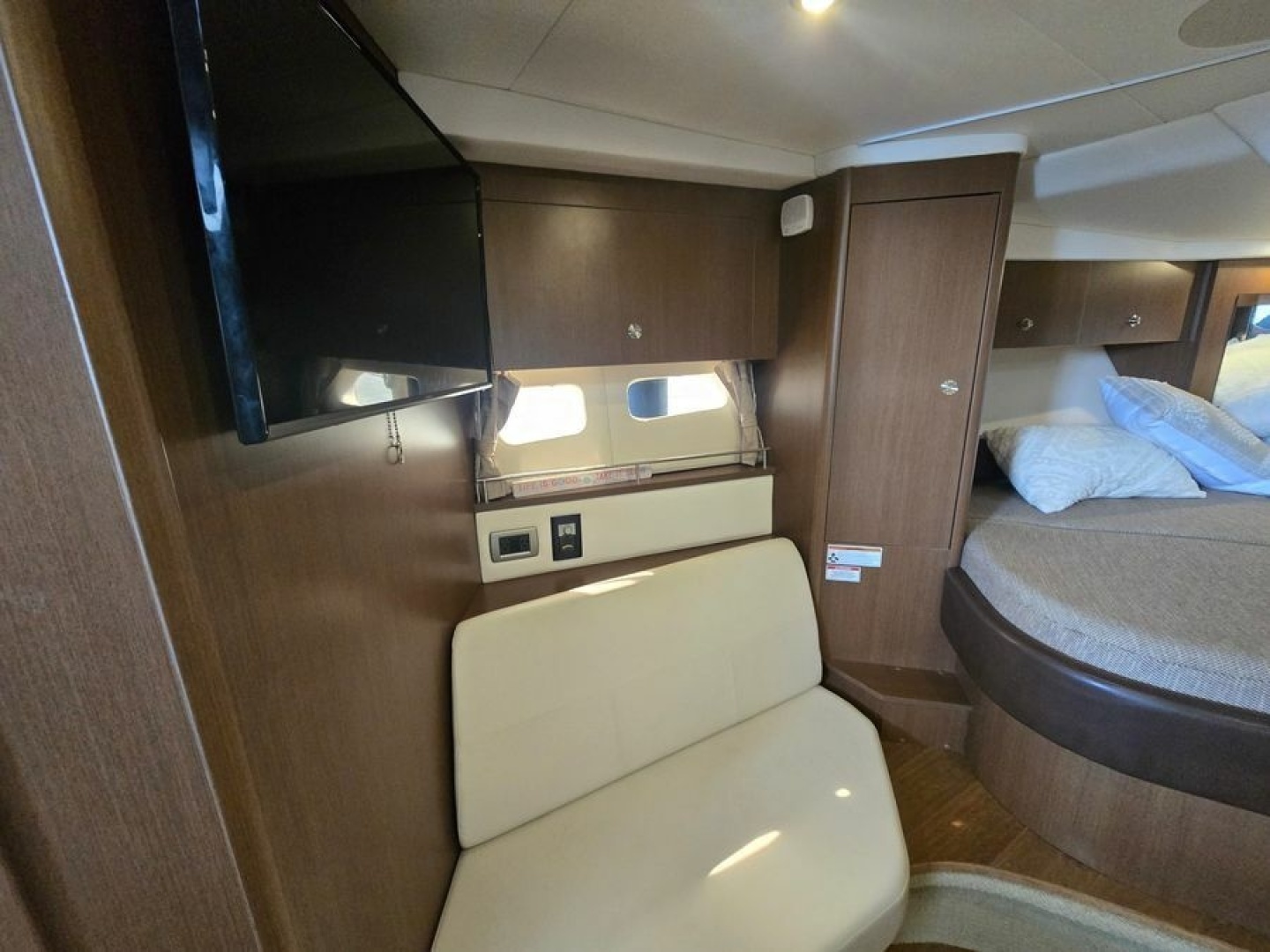 2018 Sea Ray — - Image 79
