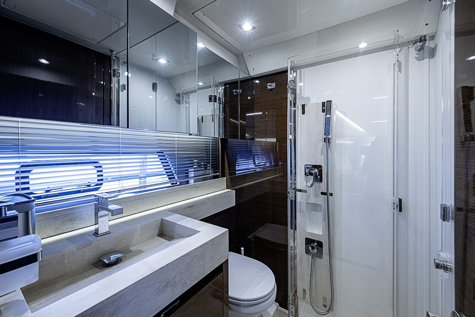 2021 Prestige 520 - Image 33