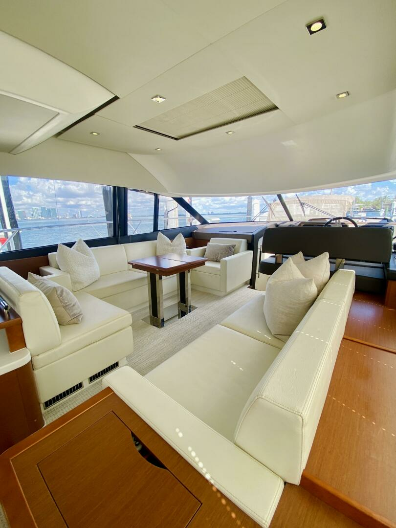 2015 Prestige 500 - Image 61