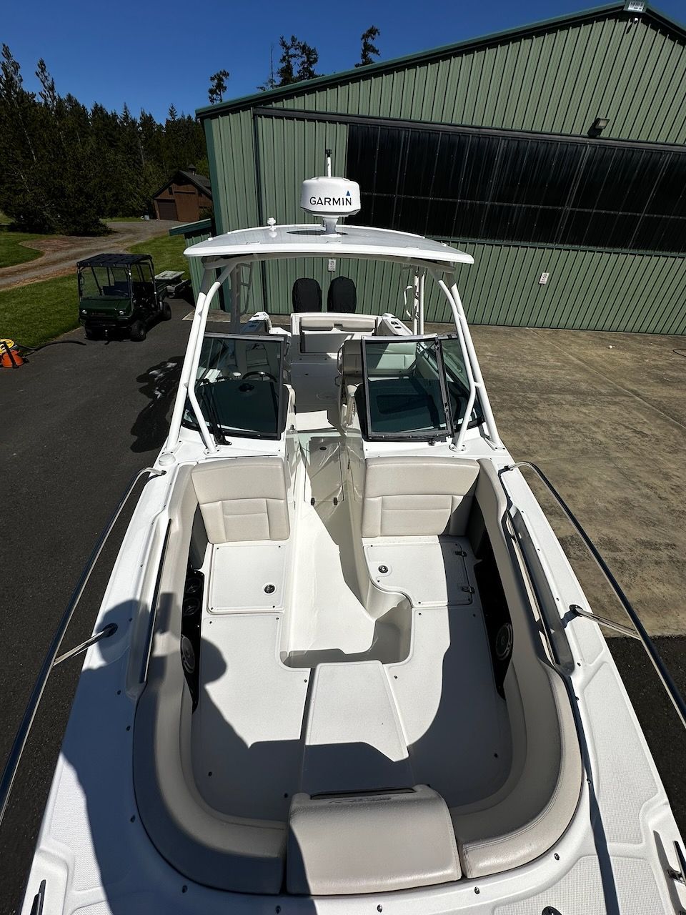 2016 Boston Whaler 270 Vantage - 10