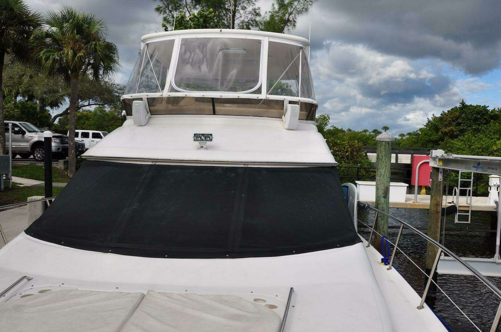 1998 Sea Ray 480 Sedan Bridge - Image 15