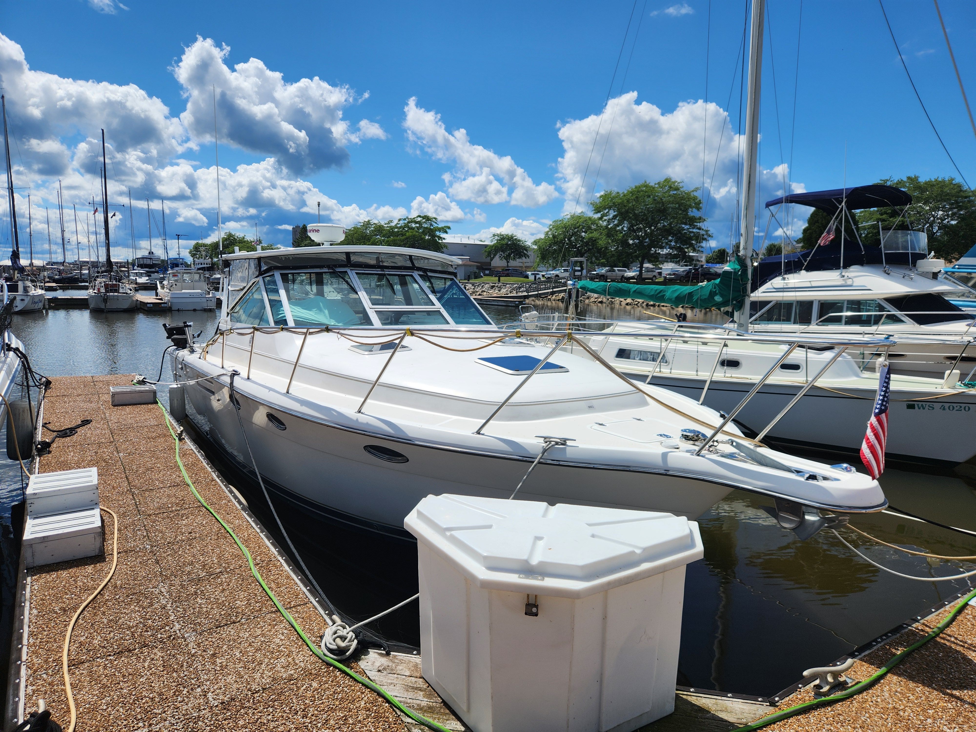 2000 Tiara Yachts 3100 Open - 2