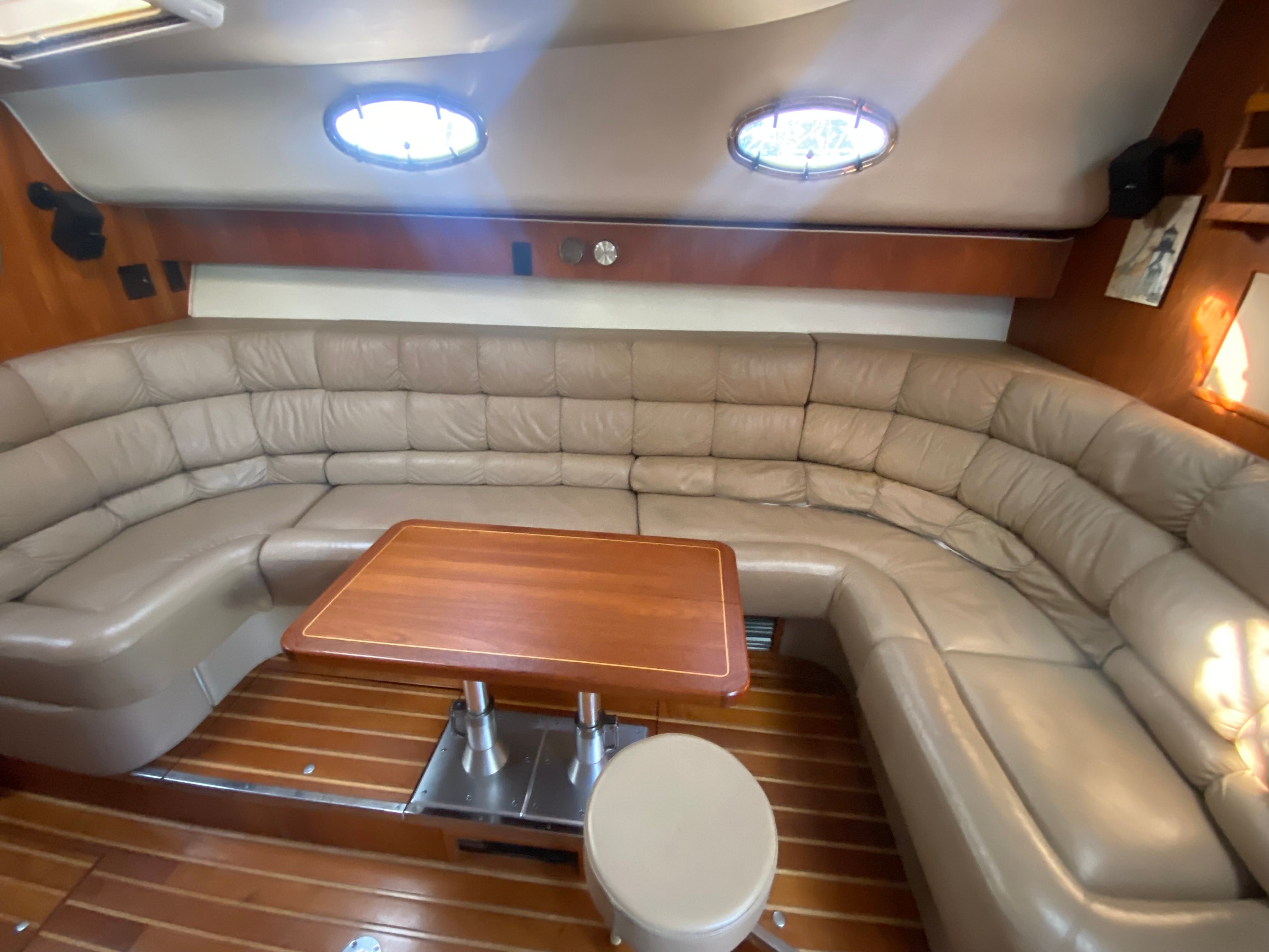 1996 Tiara Yachts 4000 Express - 12