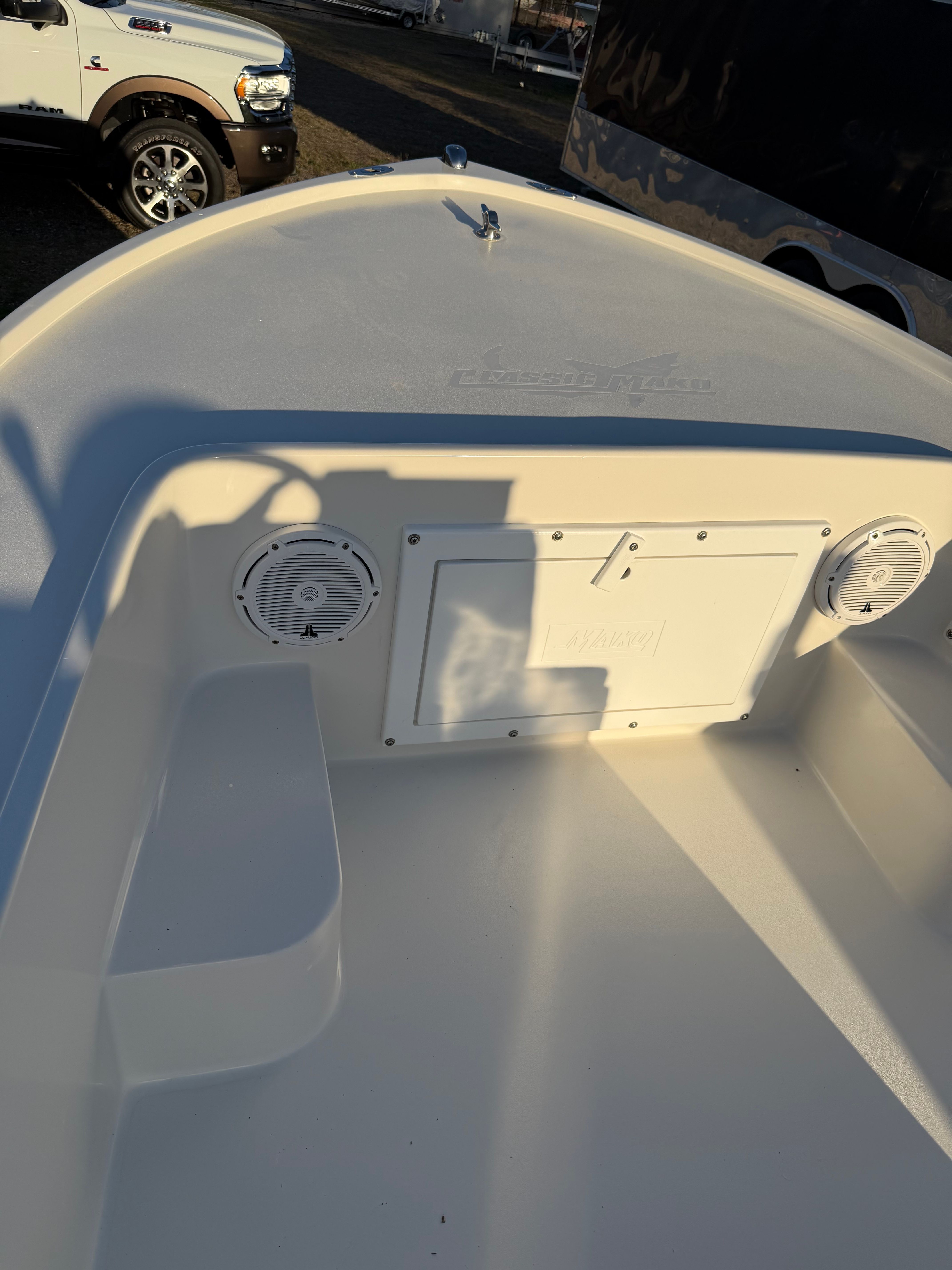1984 Mako 171 Center Console - 11