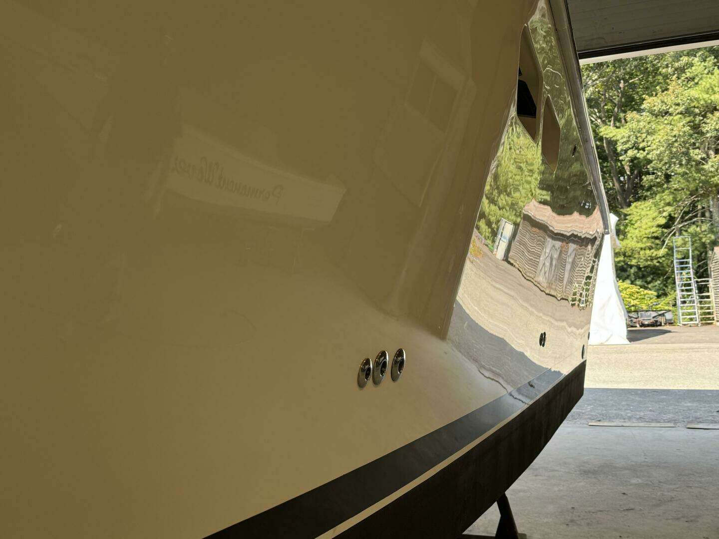 2011 Luhrs 30 Open - Image 10