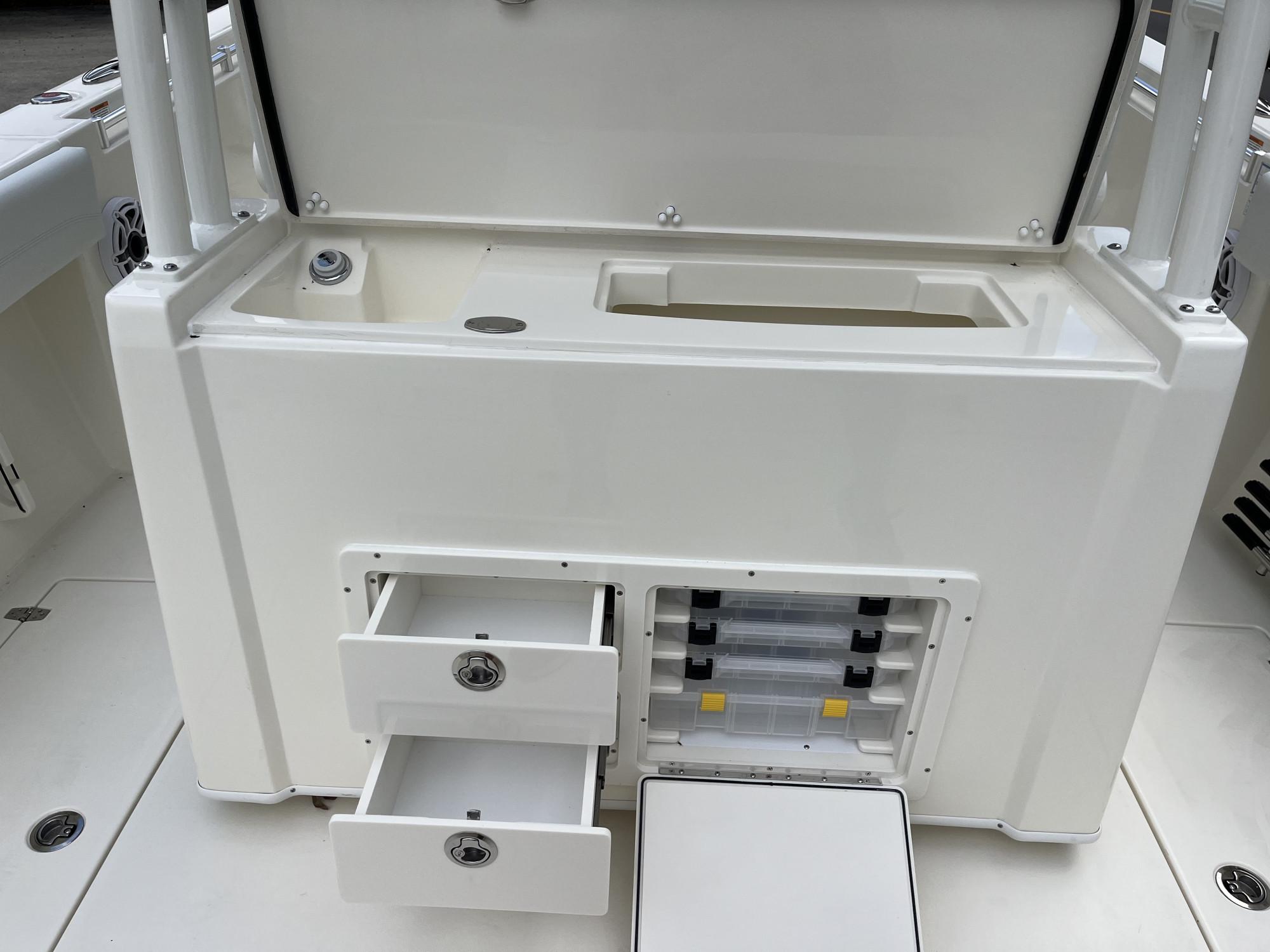 2025 Cobia 320 Center Console - 31