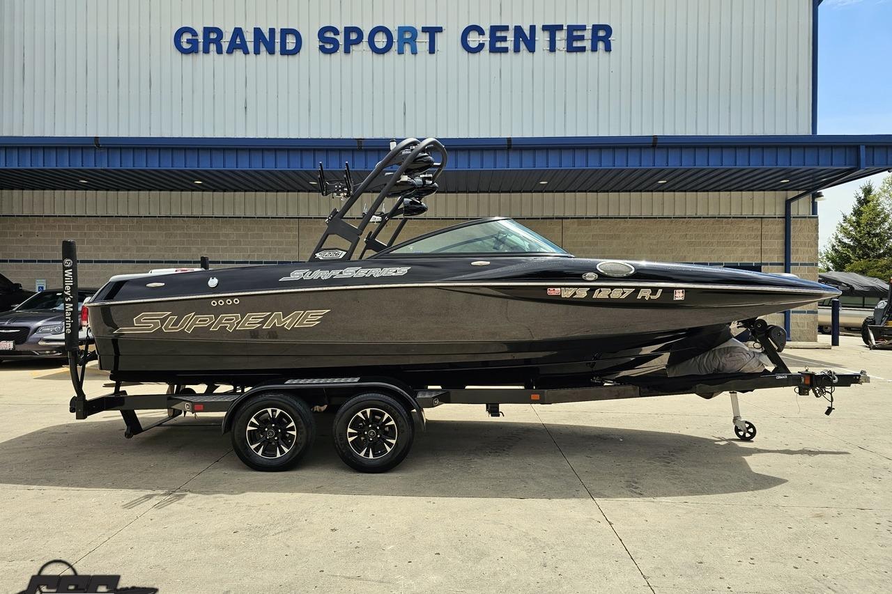 2018 Supreme S226