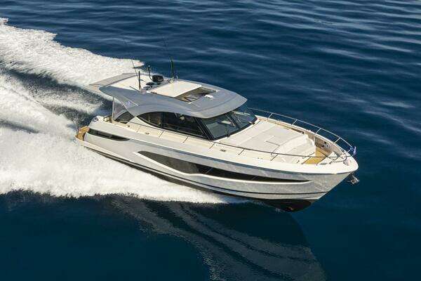 2026 Riviera 4300 Sports Express