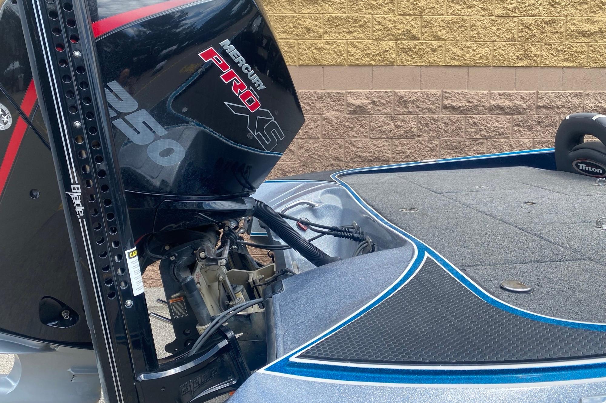 2020 Triton 20 TrX Patriot boat with Mercury Pro XS 250 engine, detailed view.