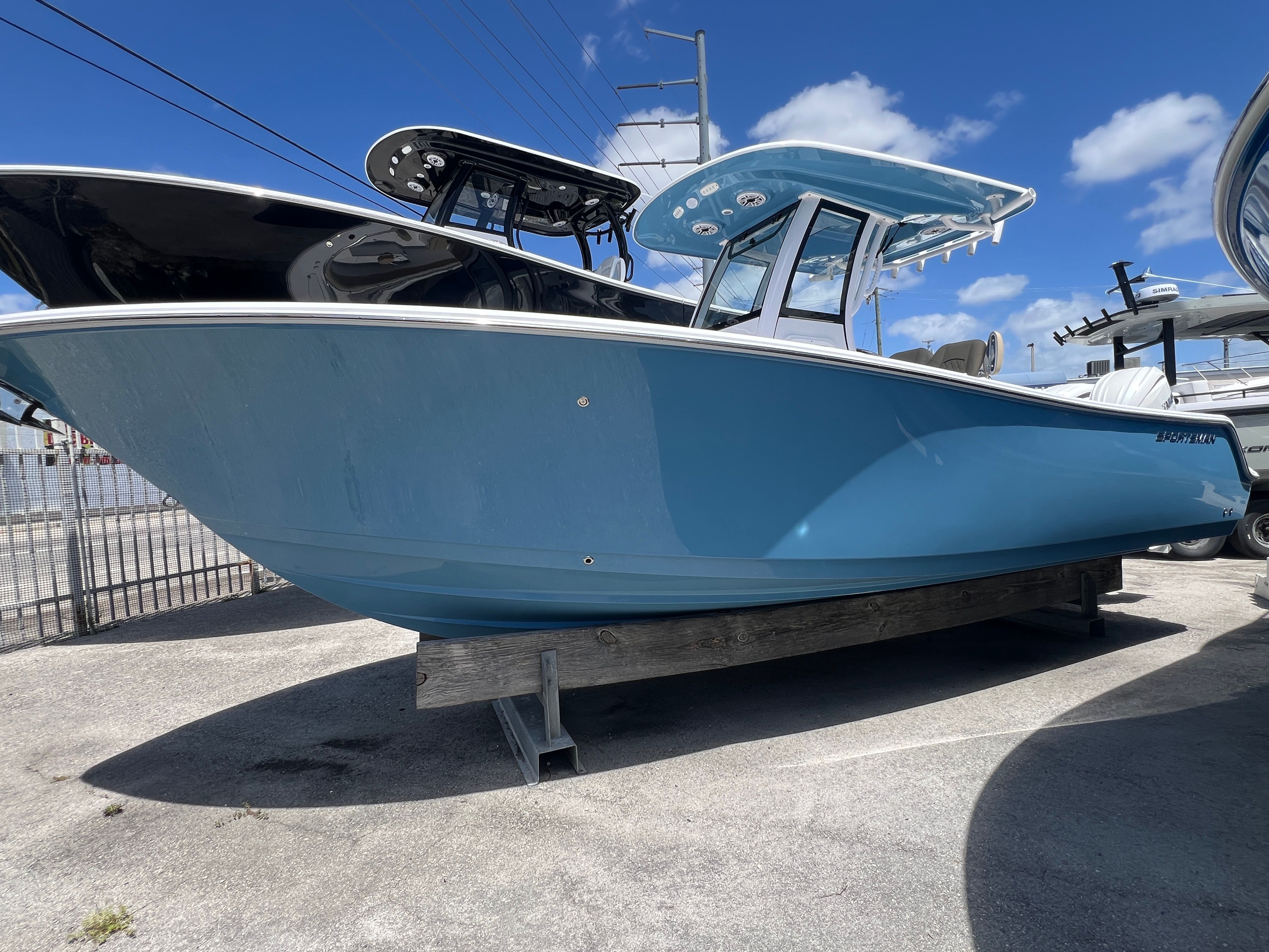 2026 Sportsman Open 252 Center Console