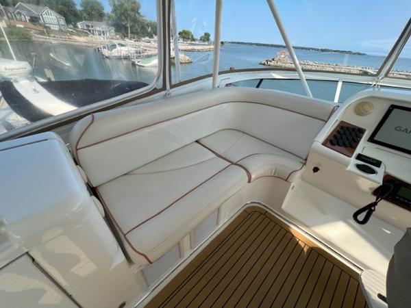 2009 Ovation 52 Ovation - 56