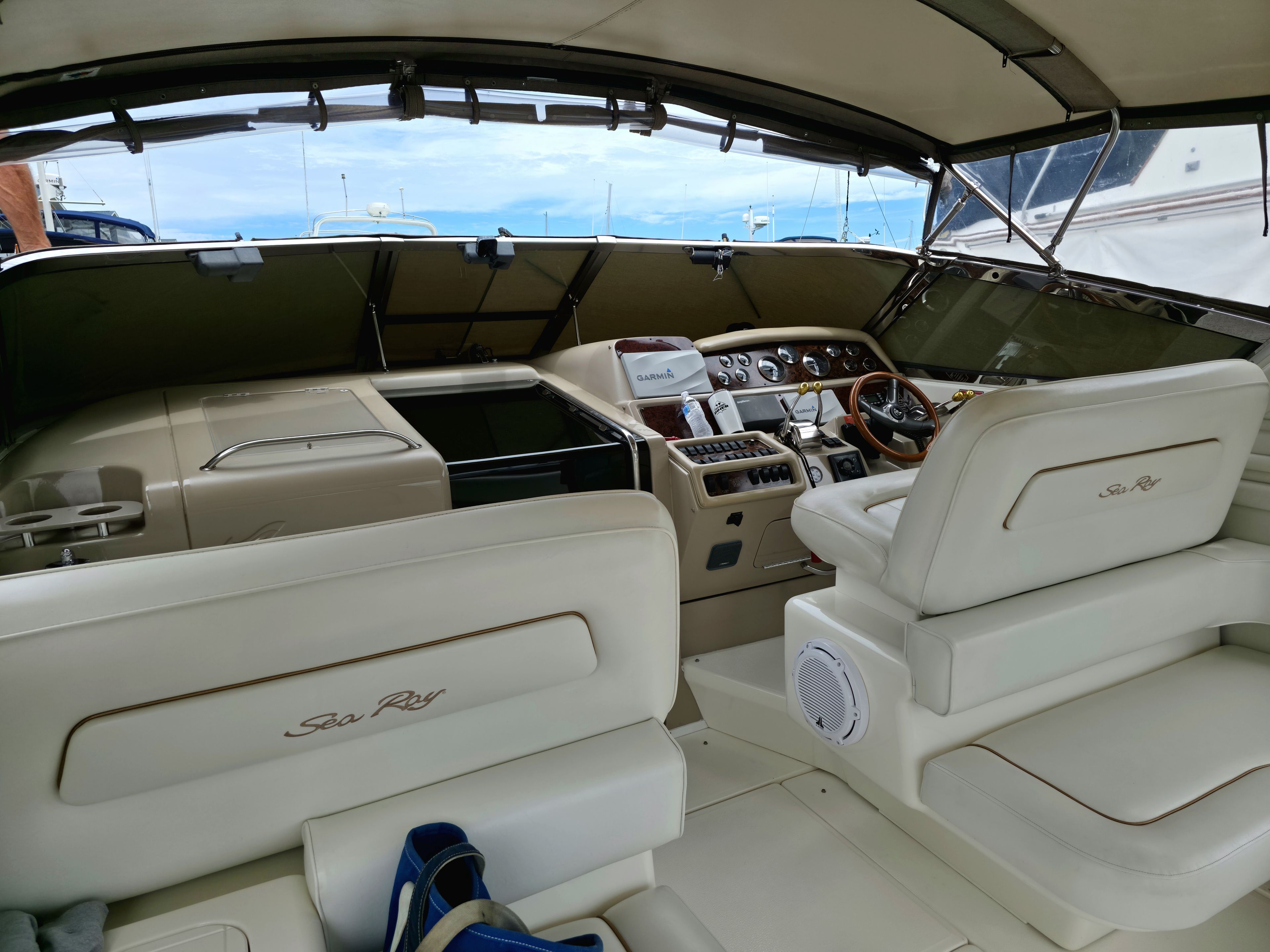 1998 Sea Ray 400 Express Cruiser - 14