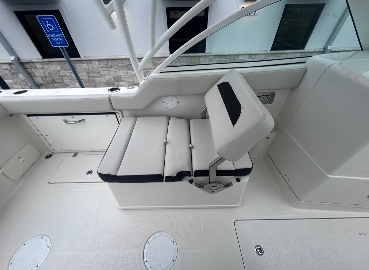 2023 Sailfish 245 DC - 21