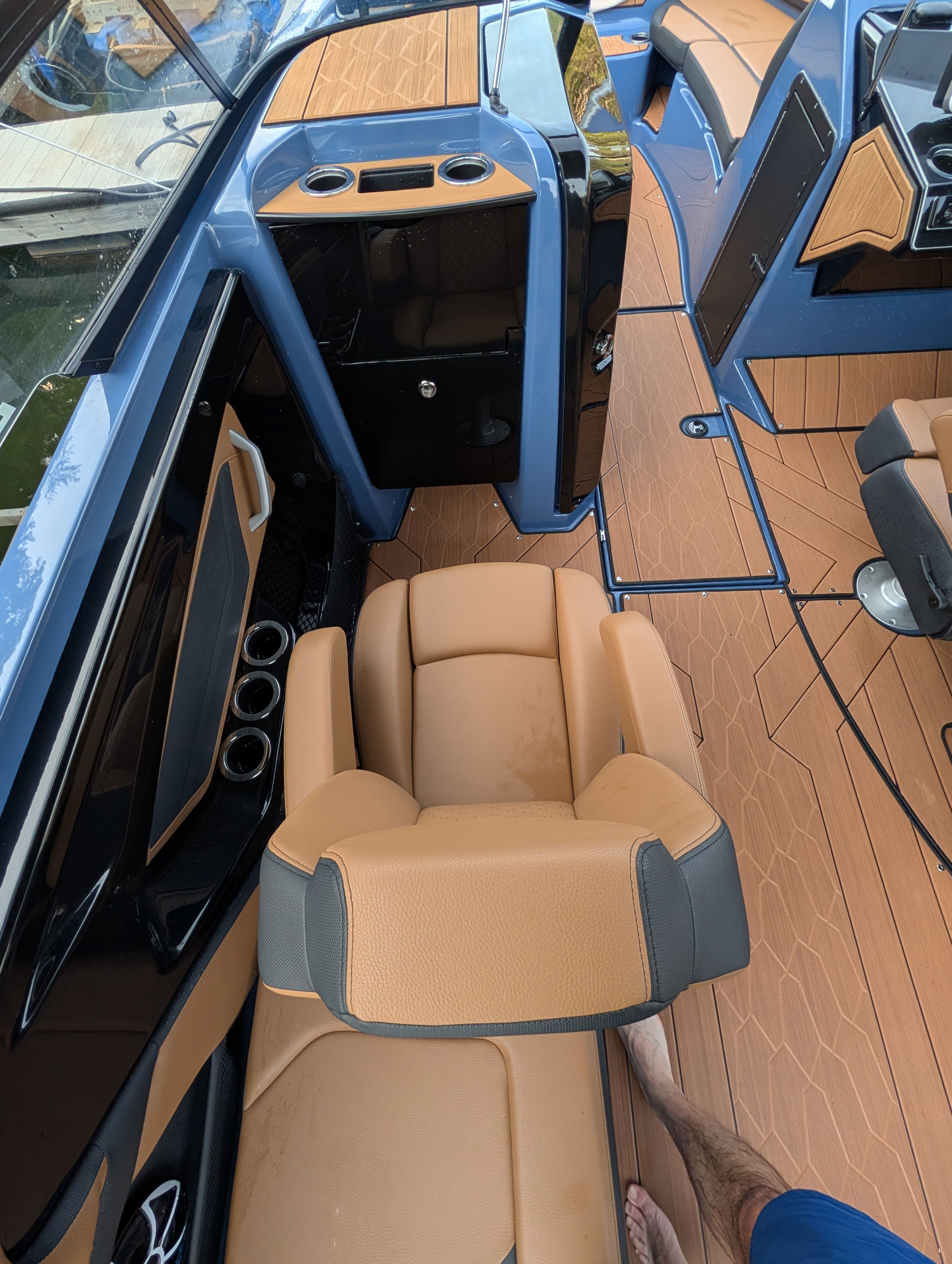 2024 Yamaha Boats 255XD - 5
