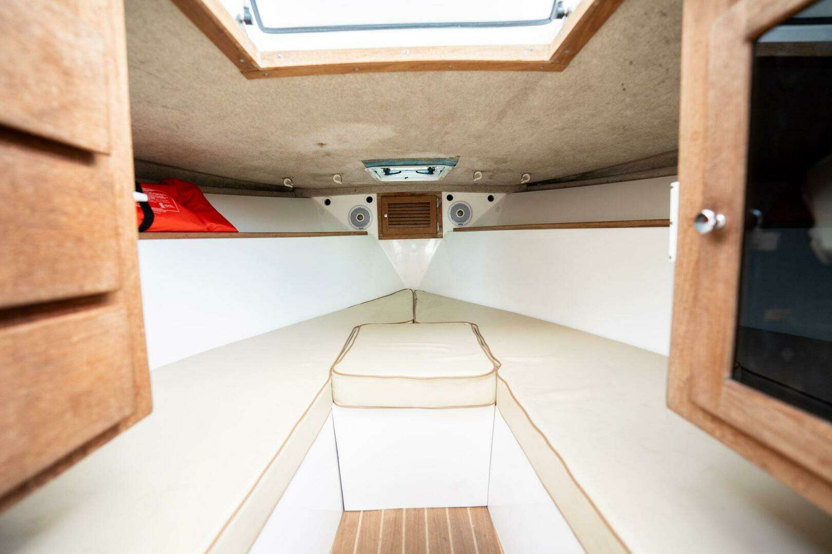 2009 Bimini 24 Center Console - Image 31