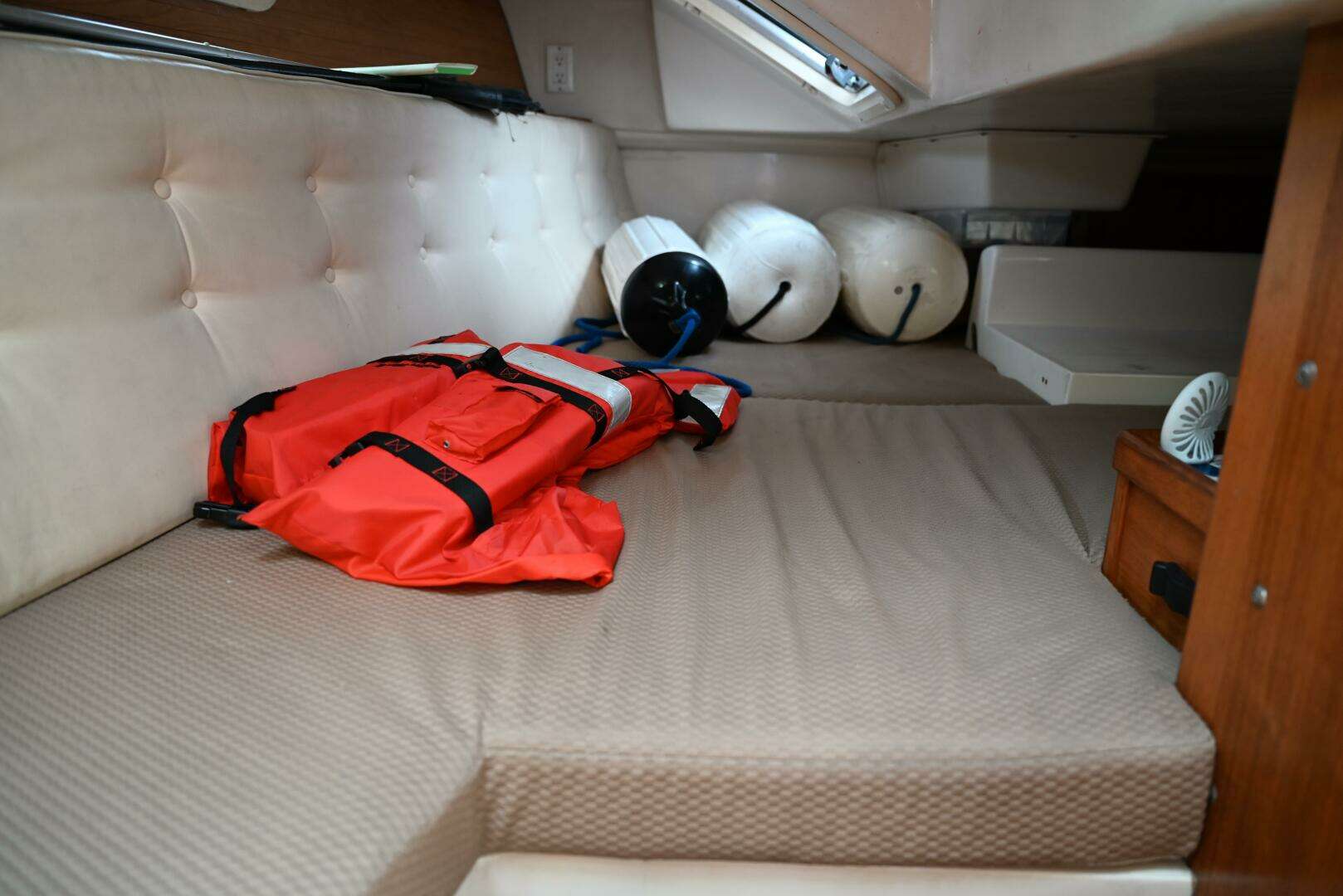 2002 Catalina 36 MKII - Image 35