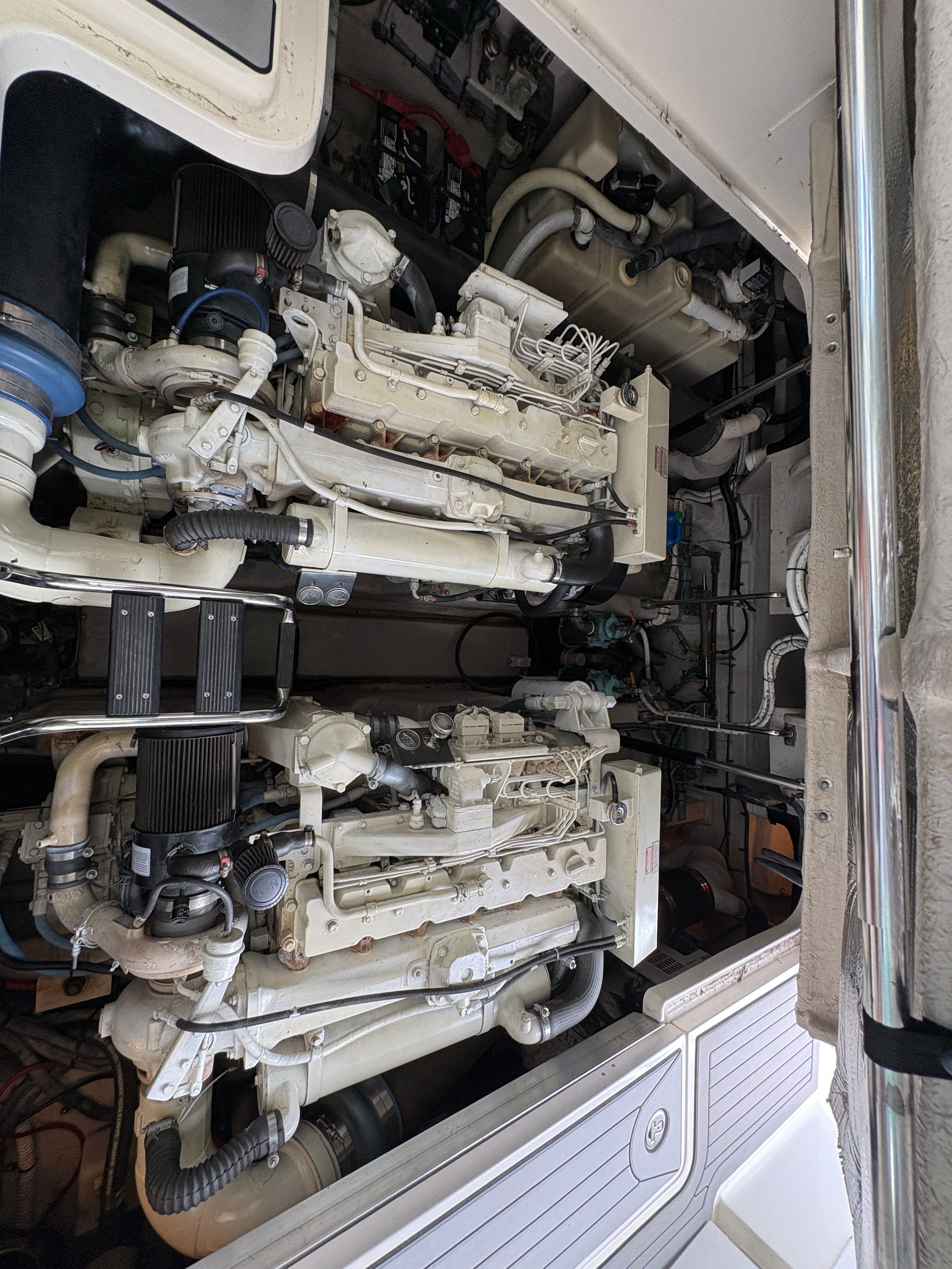 2005 Sea Ray 420 Sundancer - 93