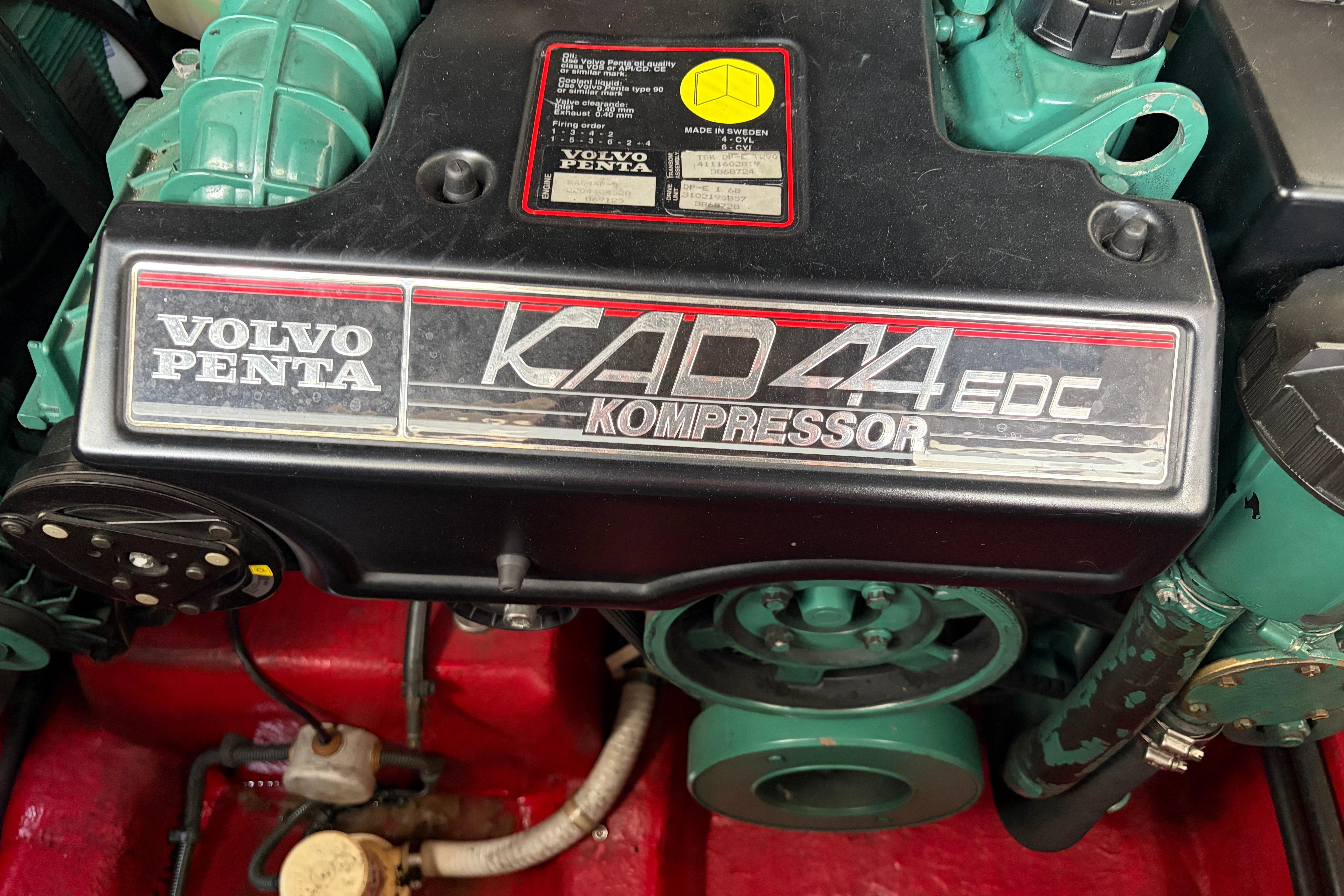 Volvo Penta KAD44 EDC engine in a 2000 Sunseeker Superhawk 34 boat.