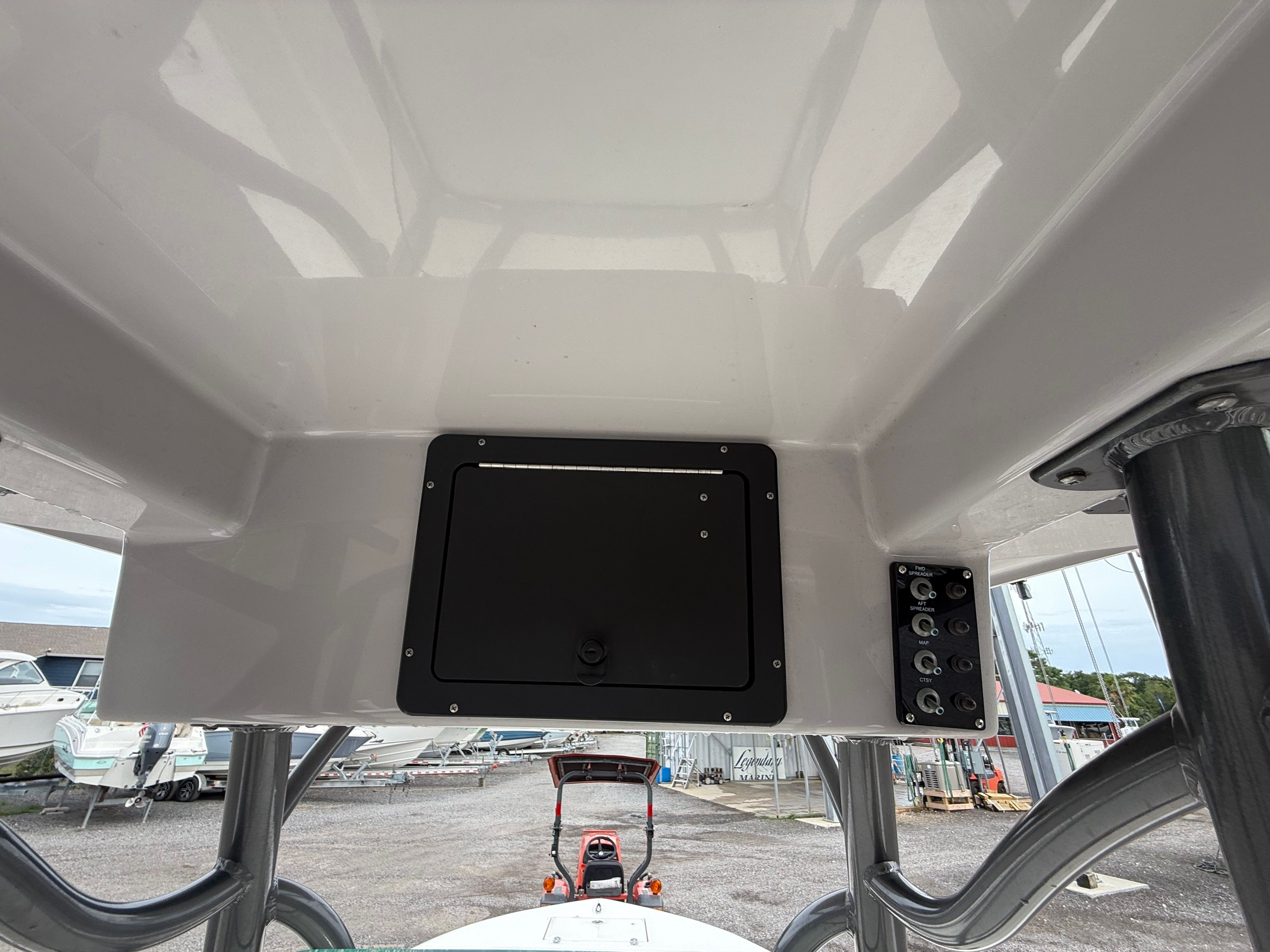 2022 SEA BORN LX 22 - Image 21