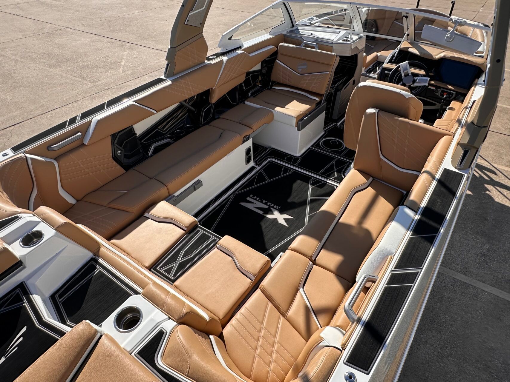 2024 Tigé Ultré 25ZX - 9