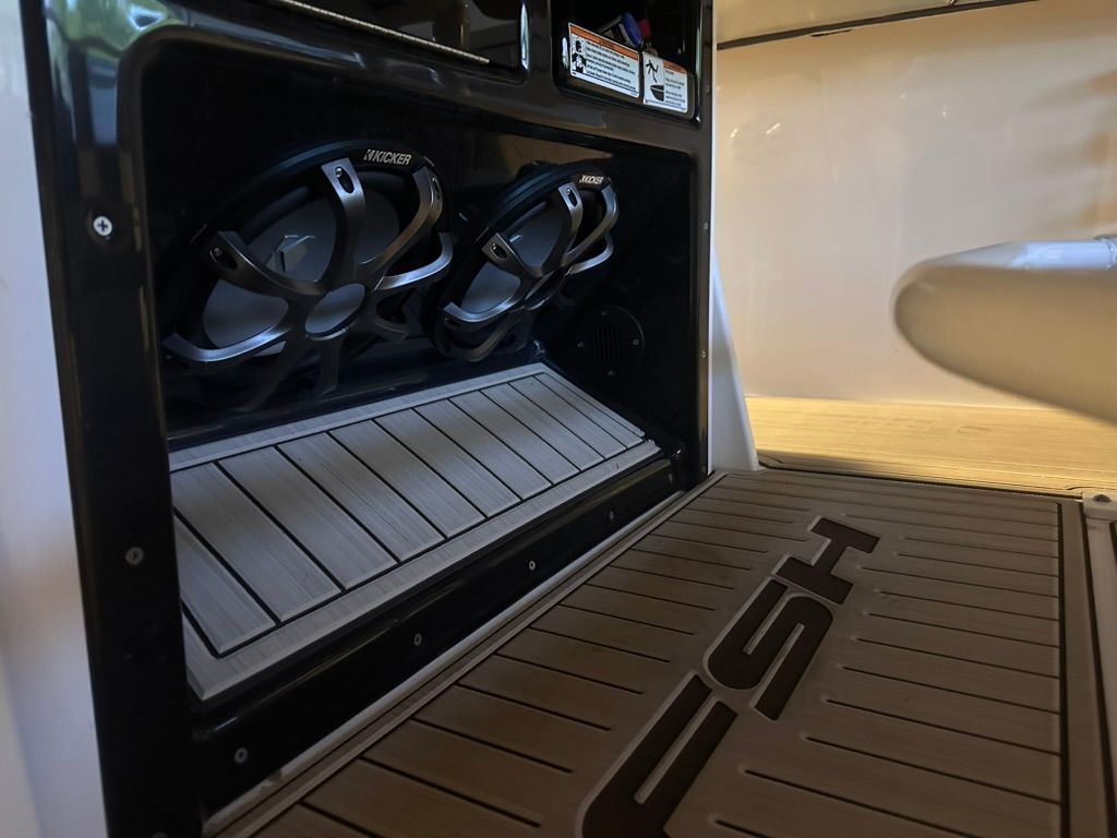 2021 Yamaha Boats 255 FSH Sport E - 7