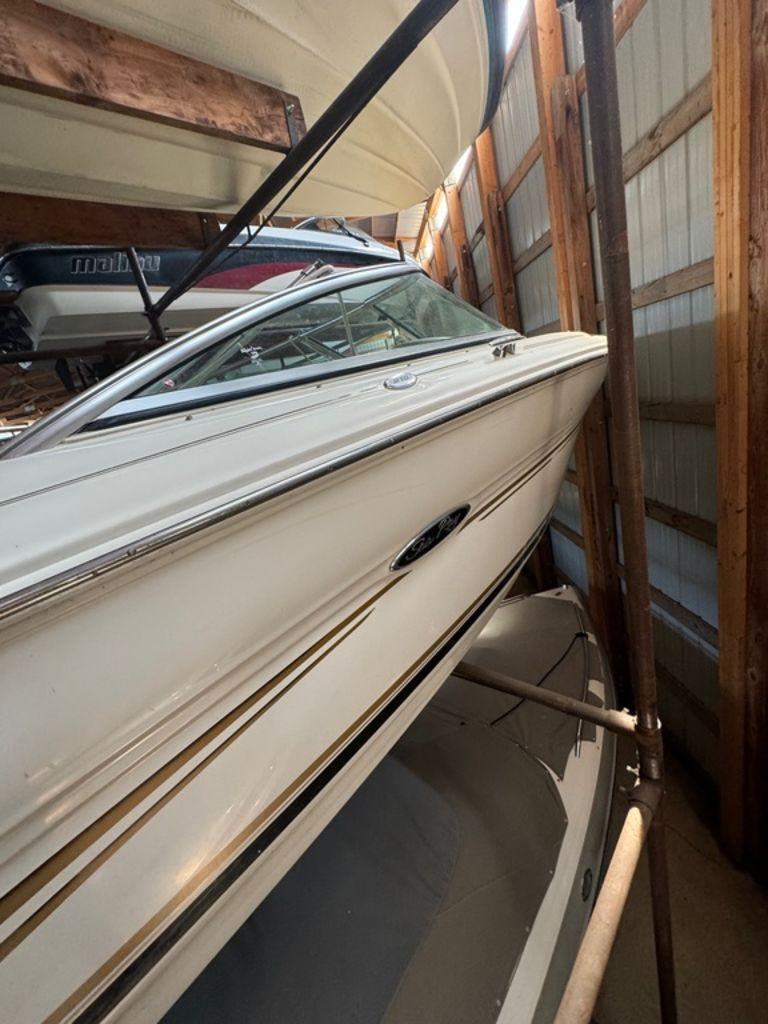 2002 Sea Ray 210 - 2