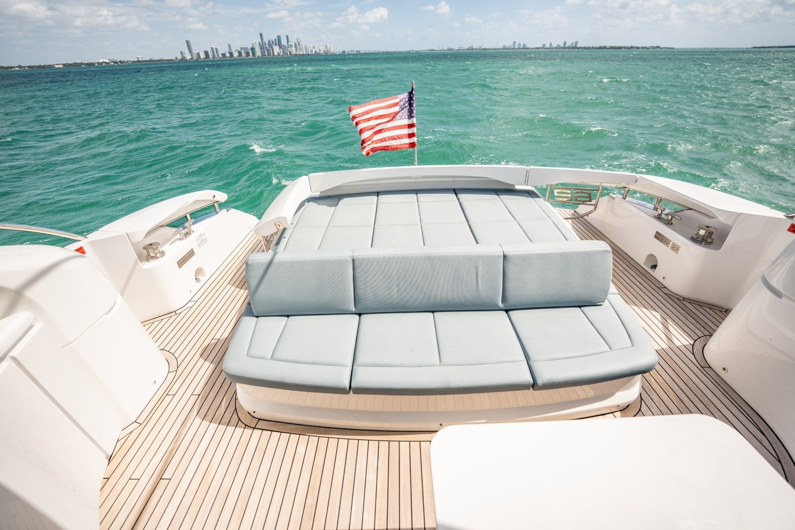 2020 Pershing 62 - Image 23