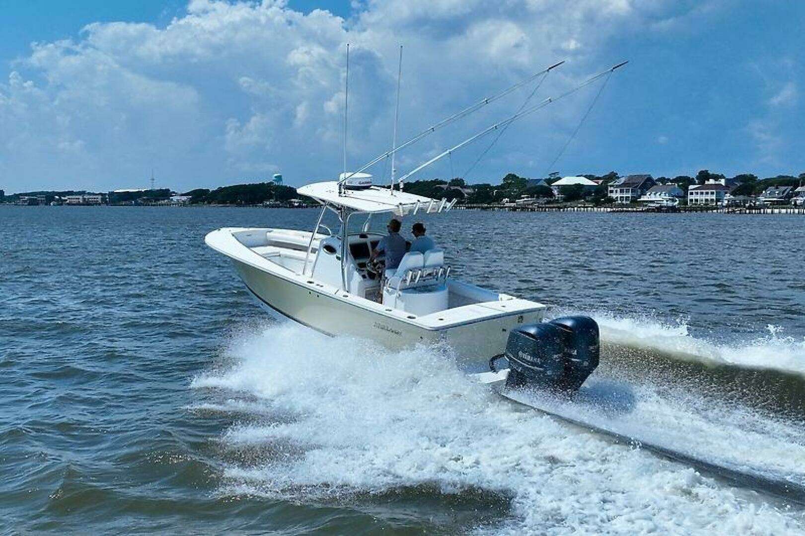 2013 Regulator 28 FS w/SeaKeeper Ride - Image 3