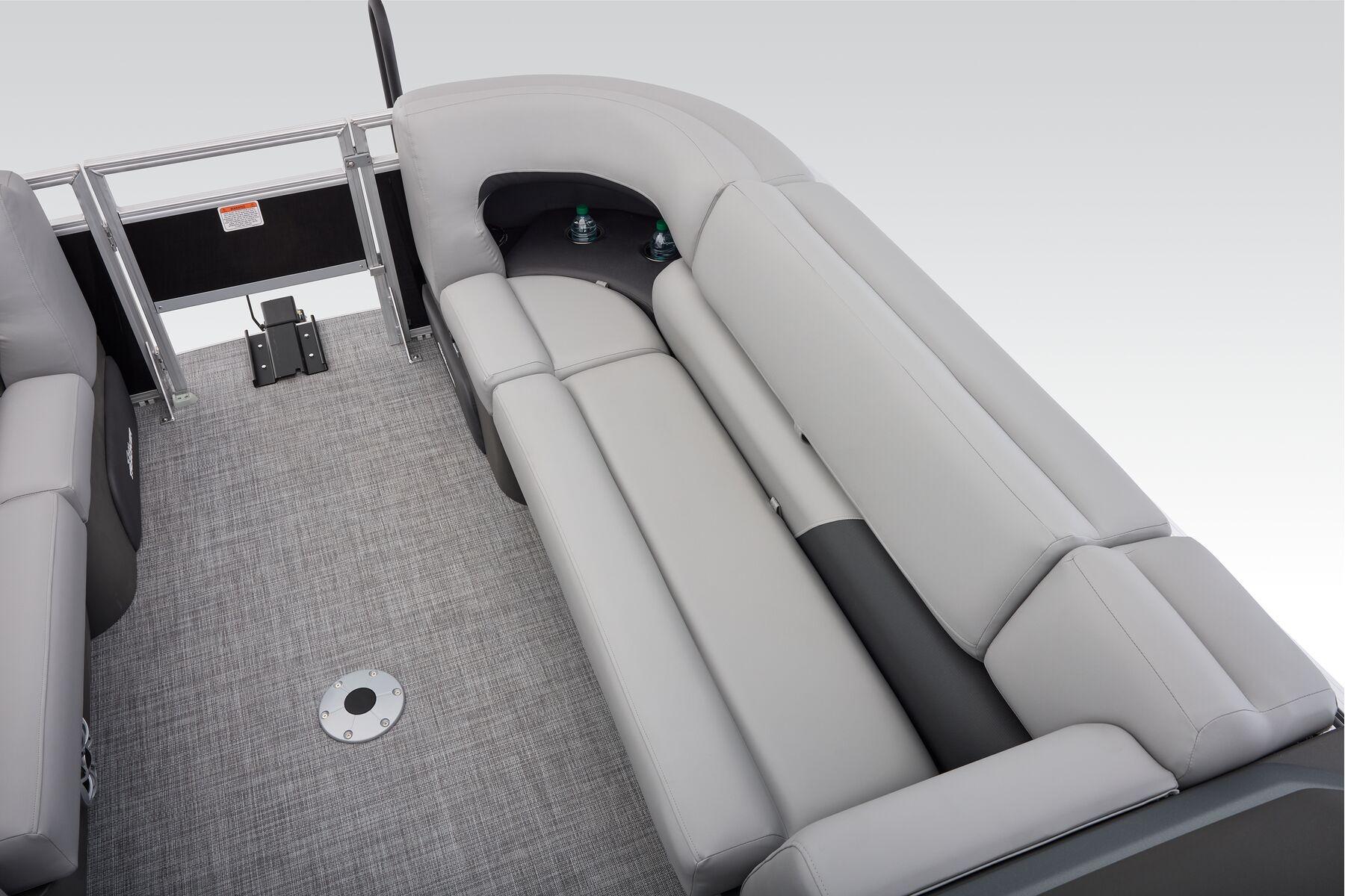 2026 Sun Tracker SportFish 22 DLX - 57