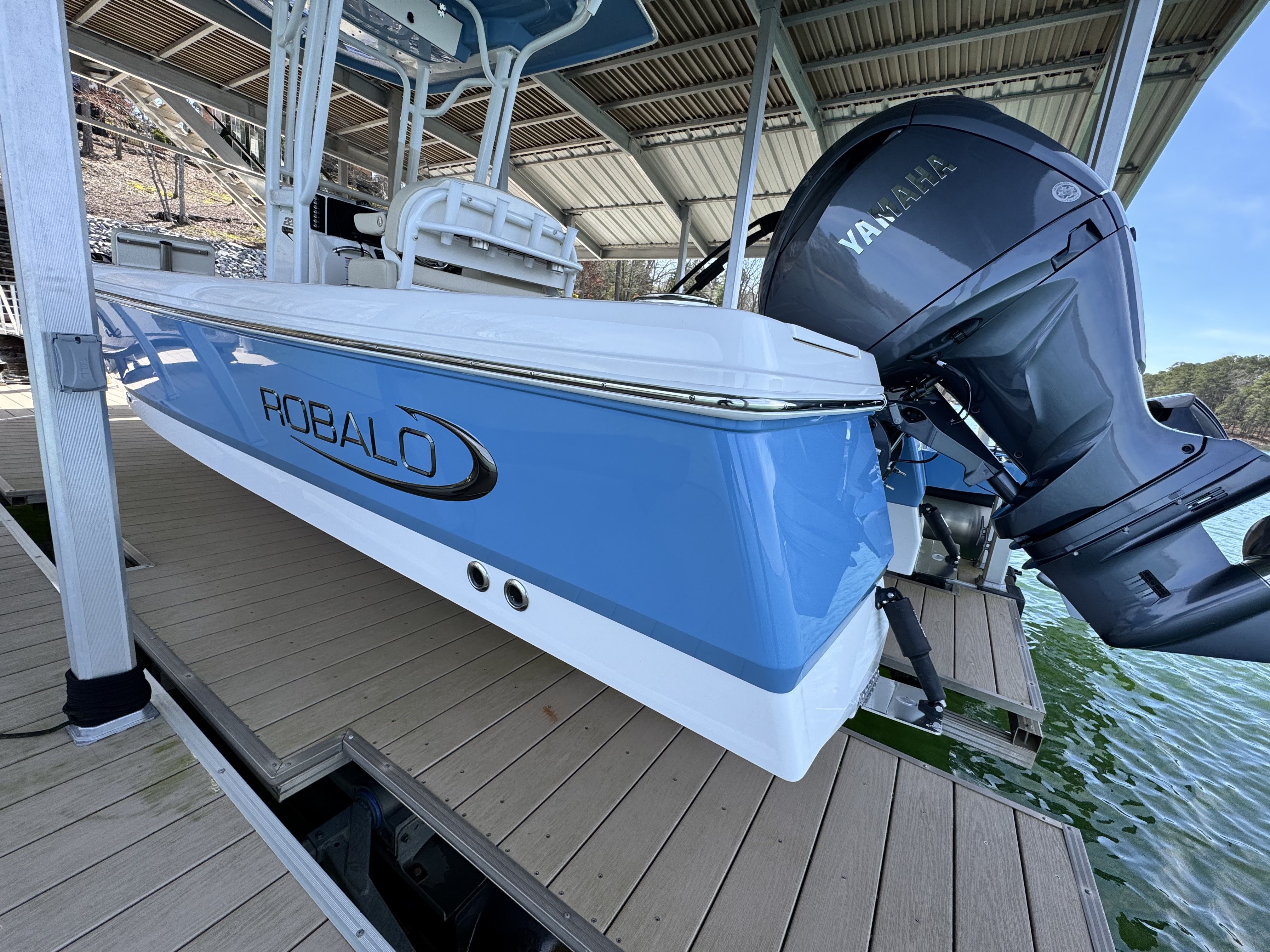 2026 Robalo 226 - 7