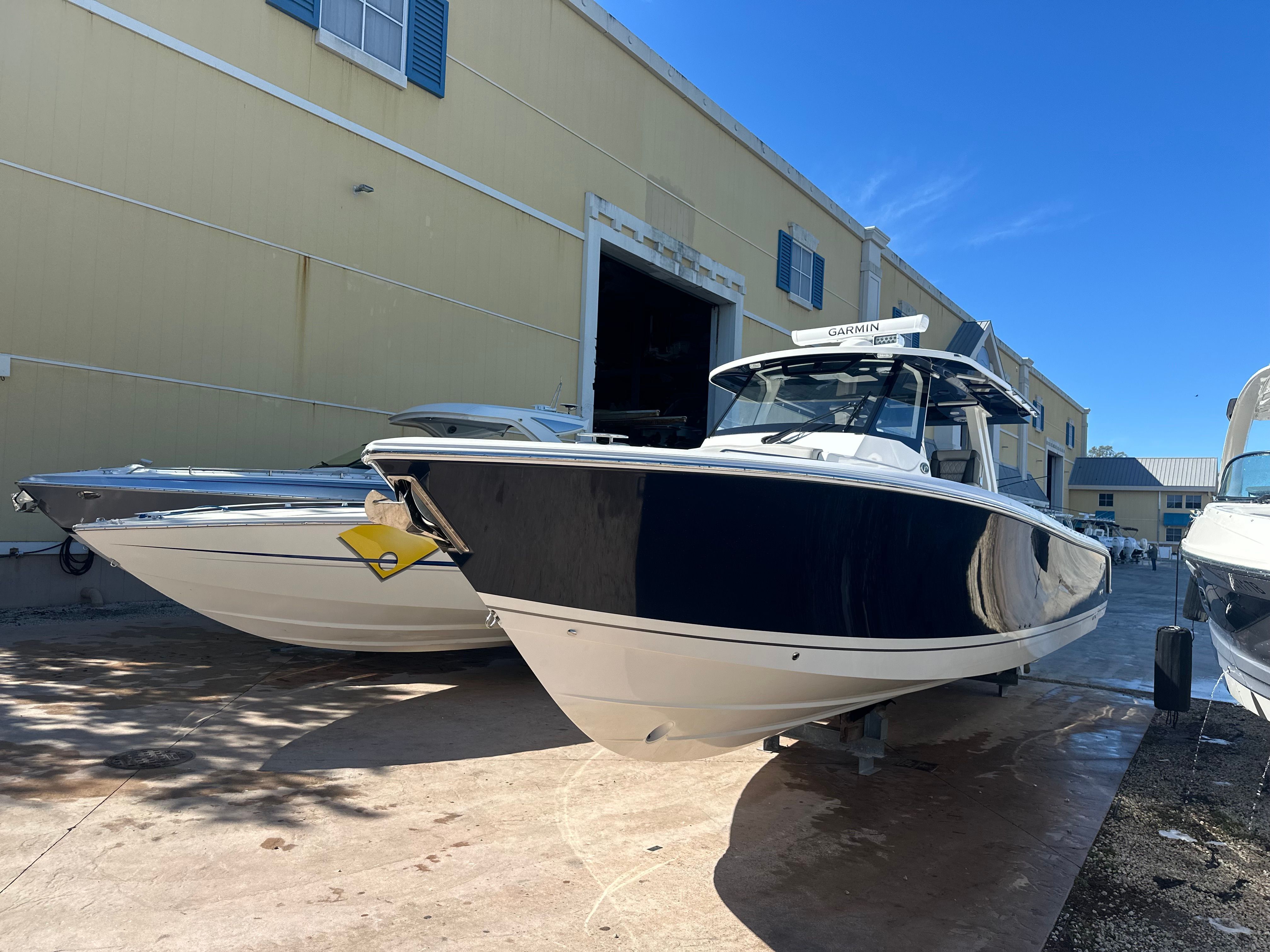 2026 Pursuit S 358 Sport
