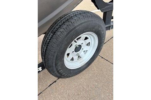 2018 Tracker Pro Team 175 TXW trailer tire on pavement.