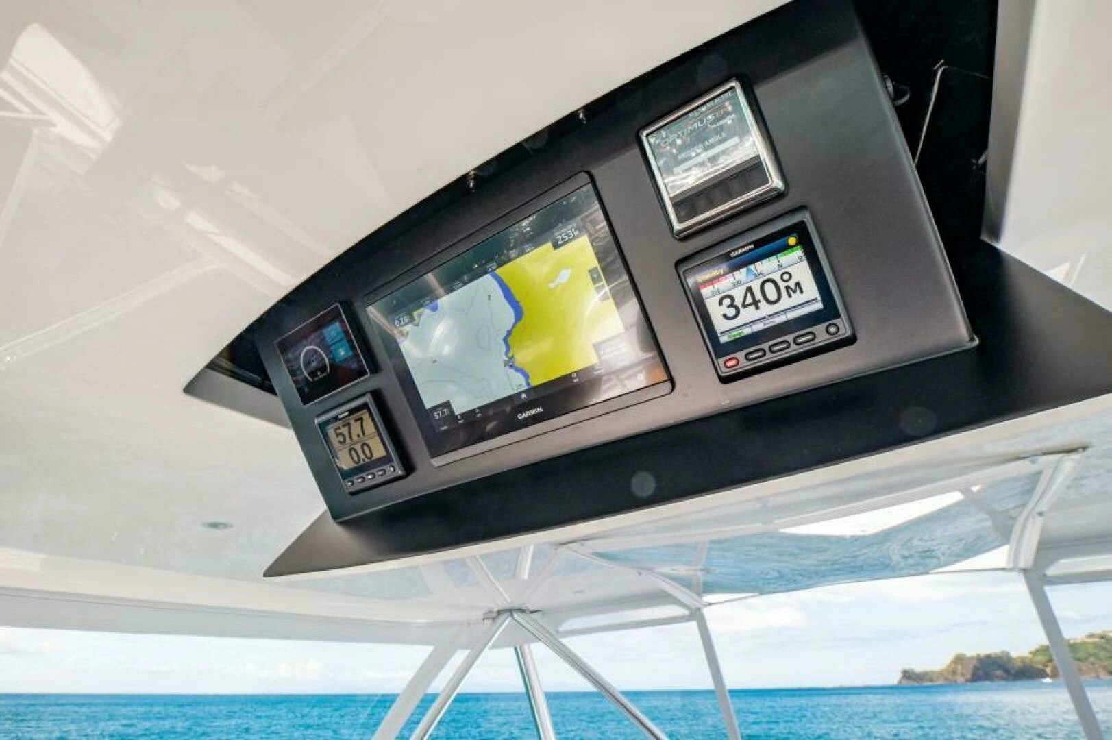 2023 Viking 64 Convertible - Image 43