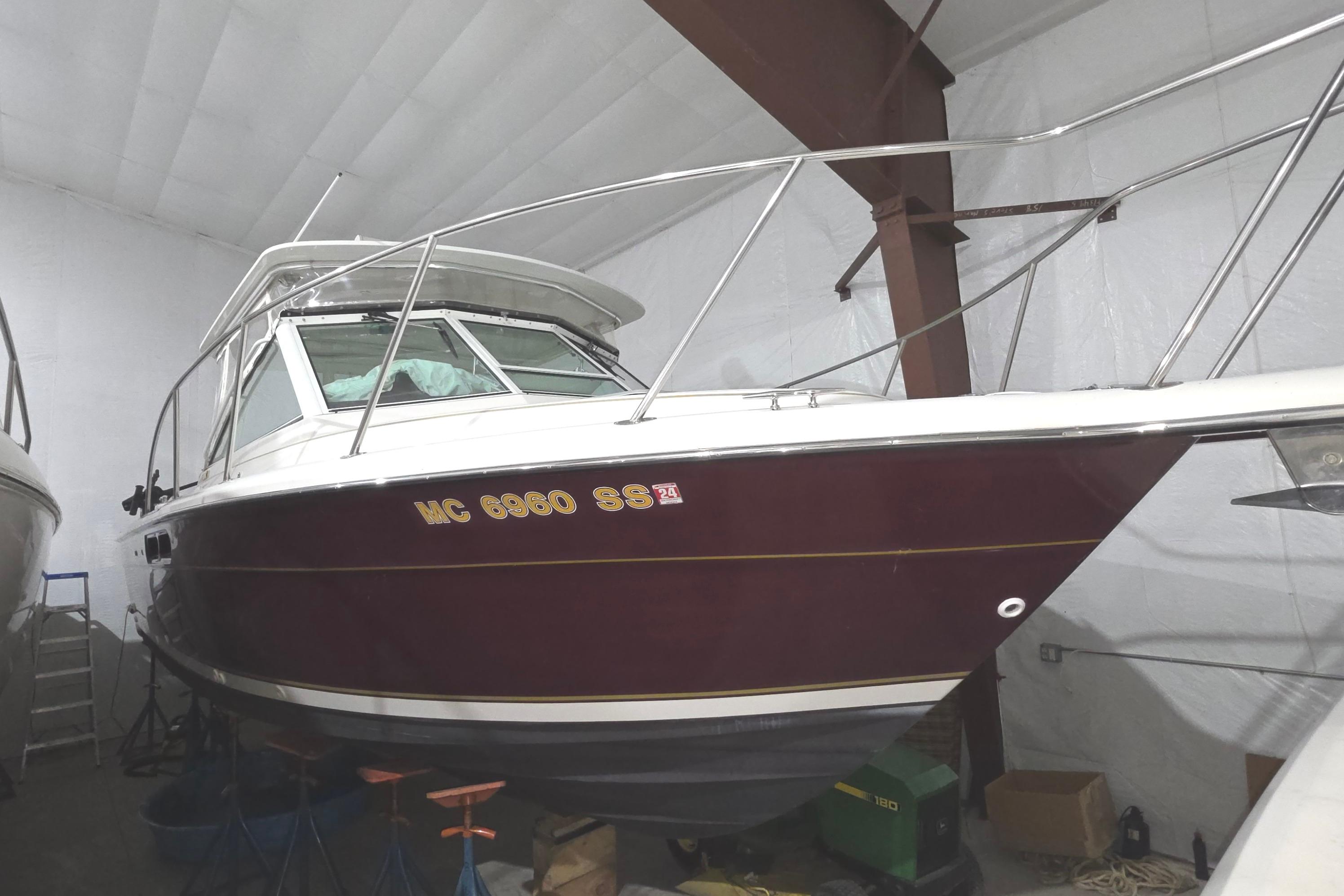 2005 Tiara Yachts 2900 Coronet