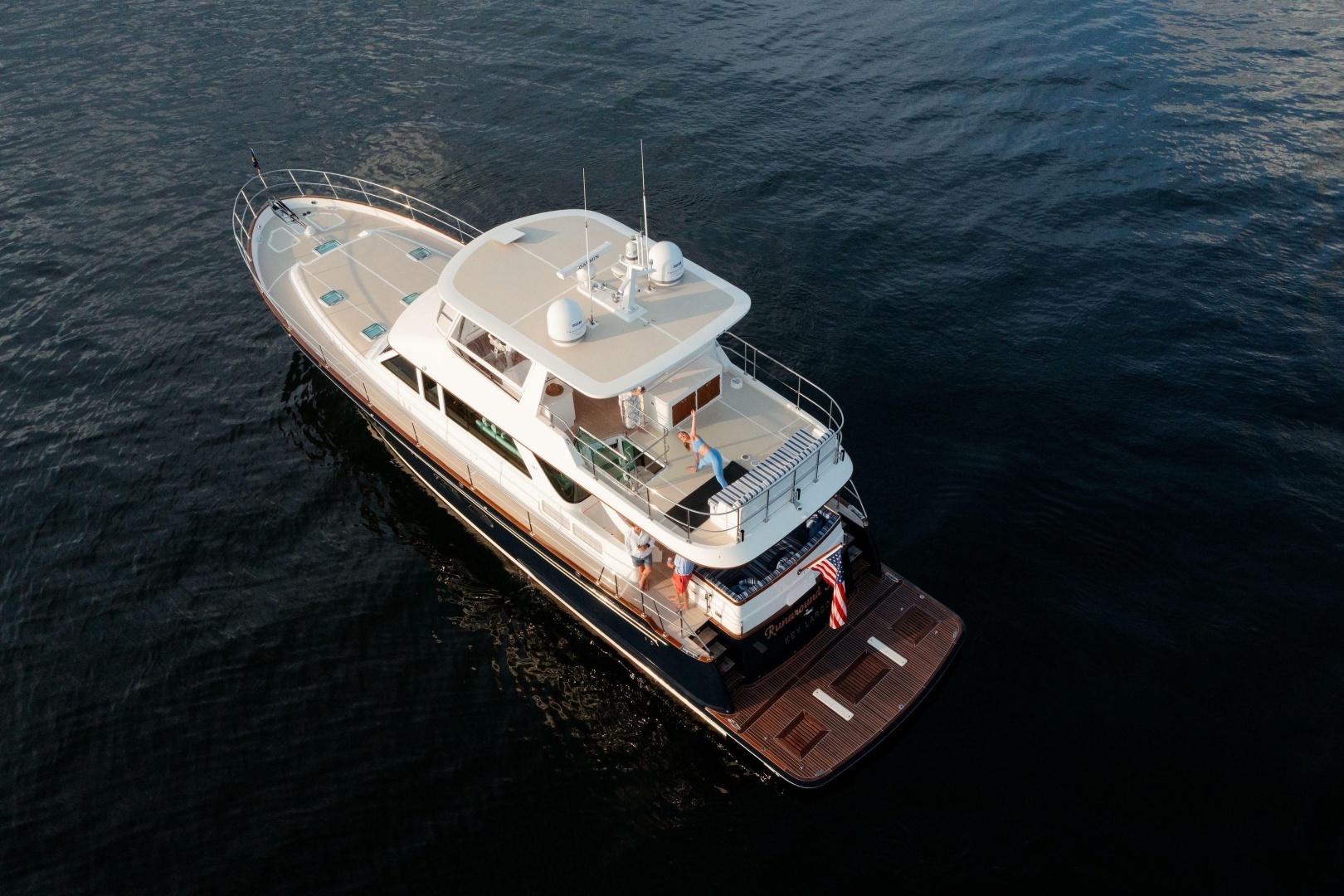 2027 Hunt Yachts Ocean 63 Flybridge - Image 16