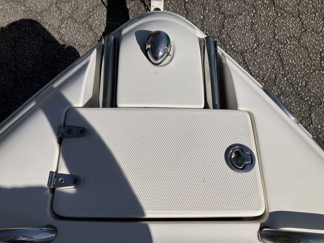 2008 Chaparral 204 - 15