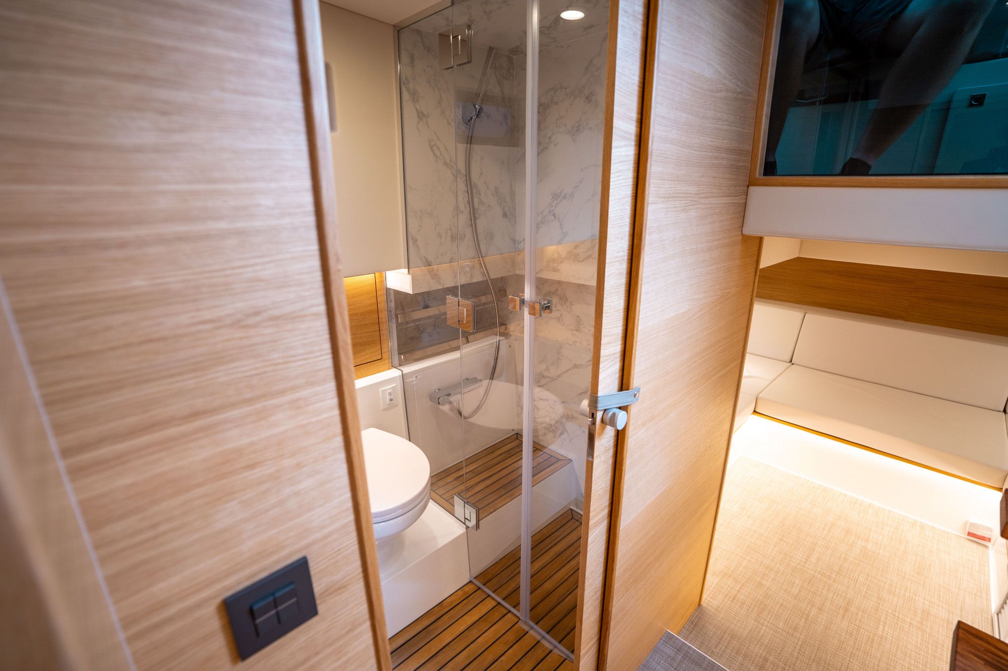 2025 De Antonio Yachts D42 Open - 40
