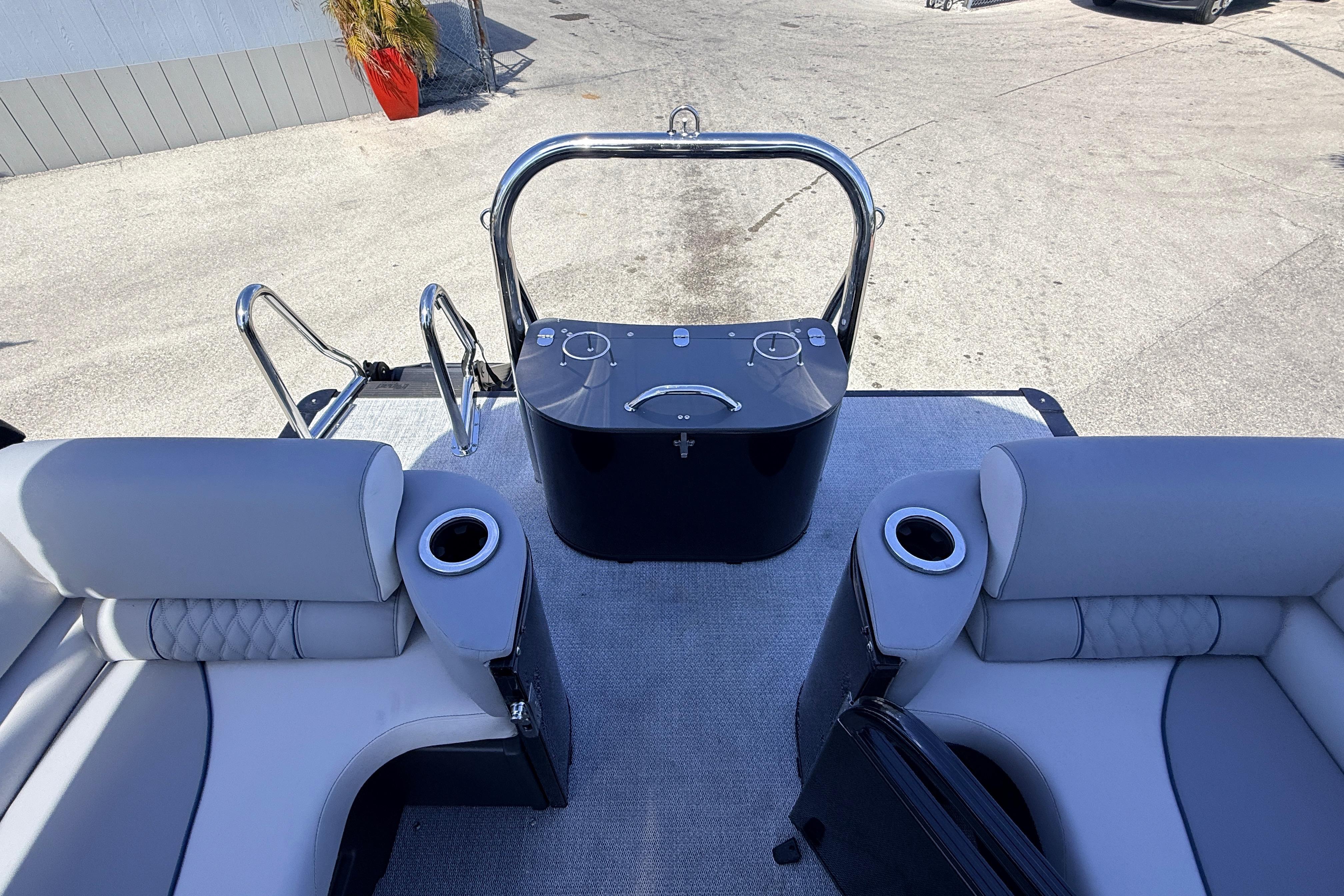 2026 Avalon 2385 Catalina Quad Lounger interior with sleek seating and modern design.