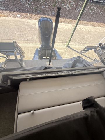 2025 Veranda VR22VLC Pontoon/Tritoon - 18