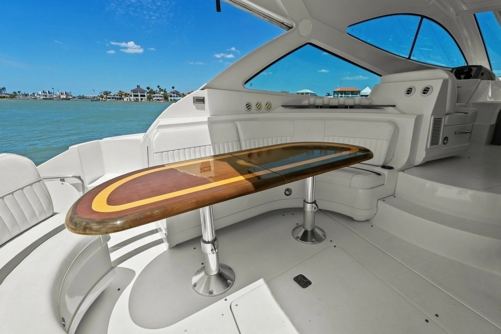 2012 Cruisers Yachts 540 Coupe - Image 44