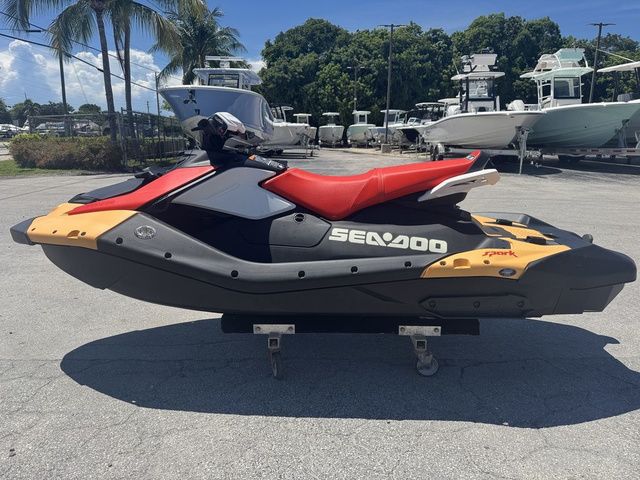 2025 Sea-Doo Spark for 3 - 5