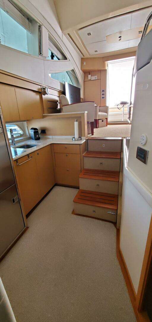 2012 Sea Ray 450 Sedan Bridge - Image 18