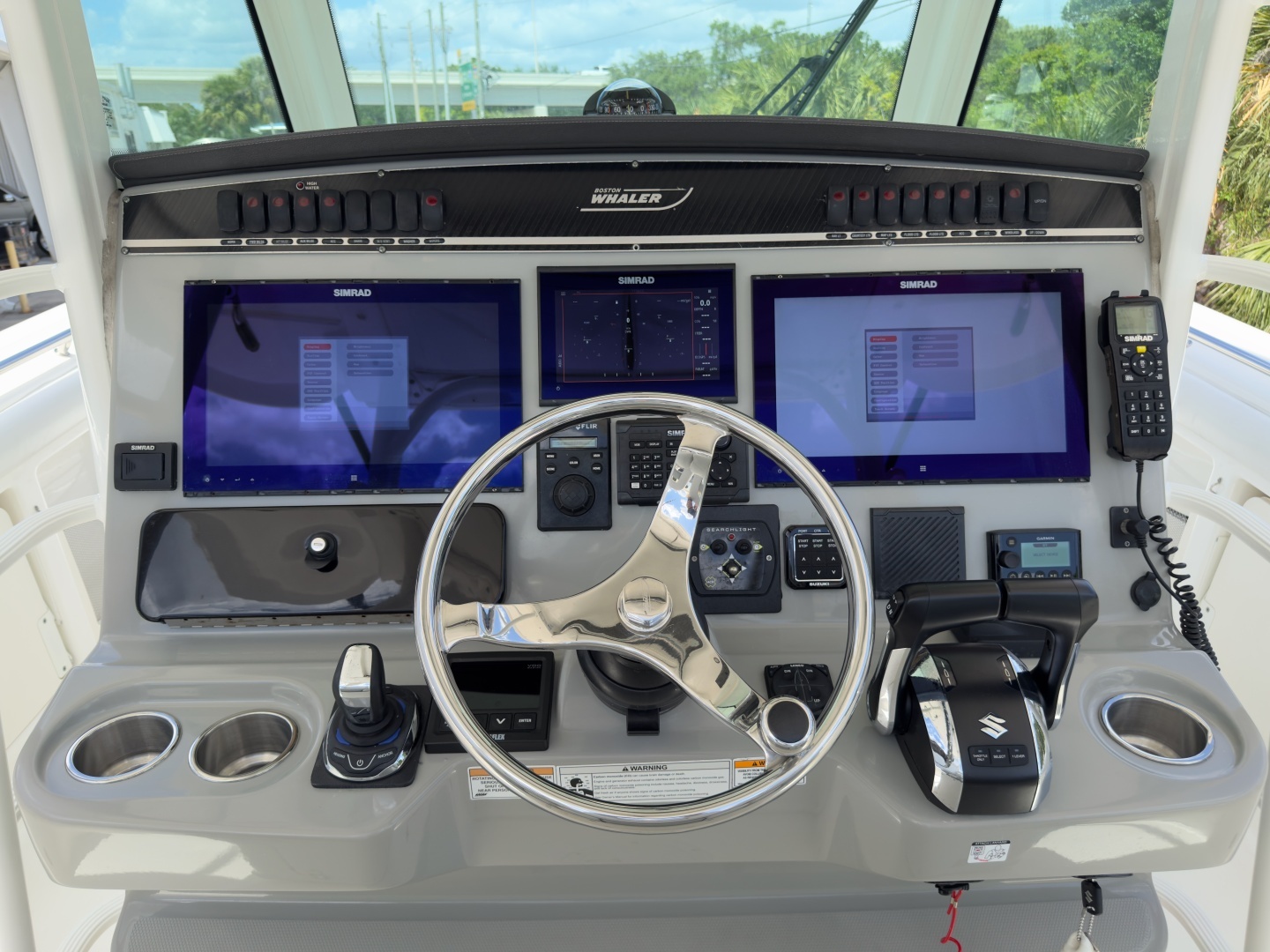 2016 Boston Whaler 350 Outrage - Image 37
