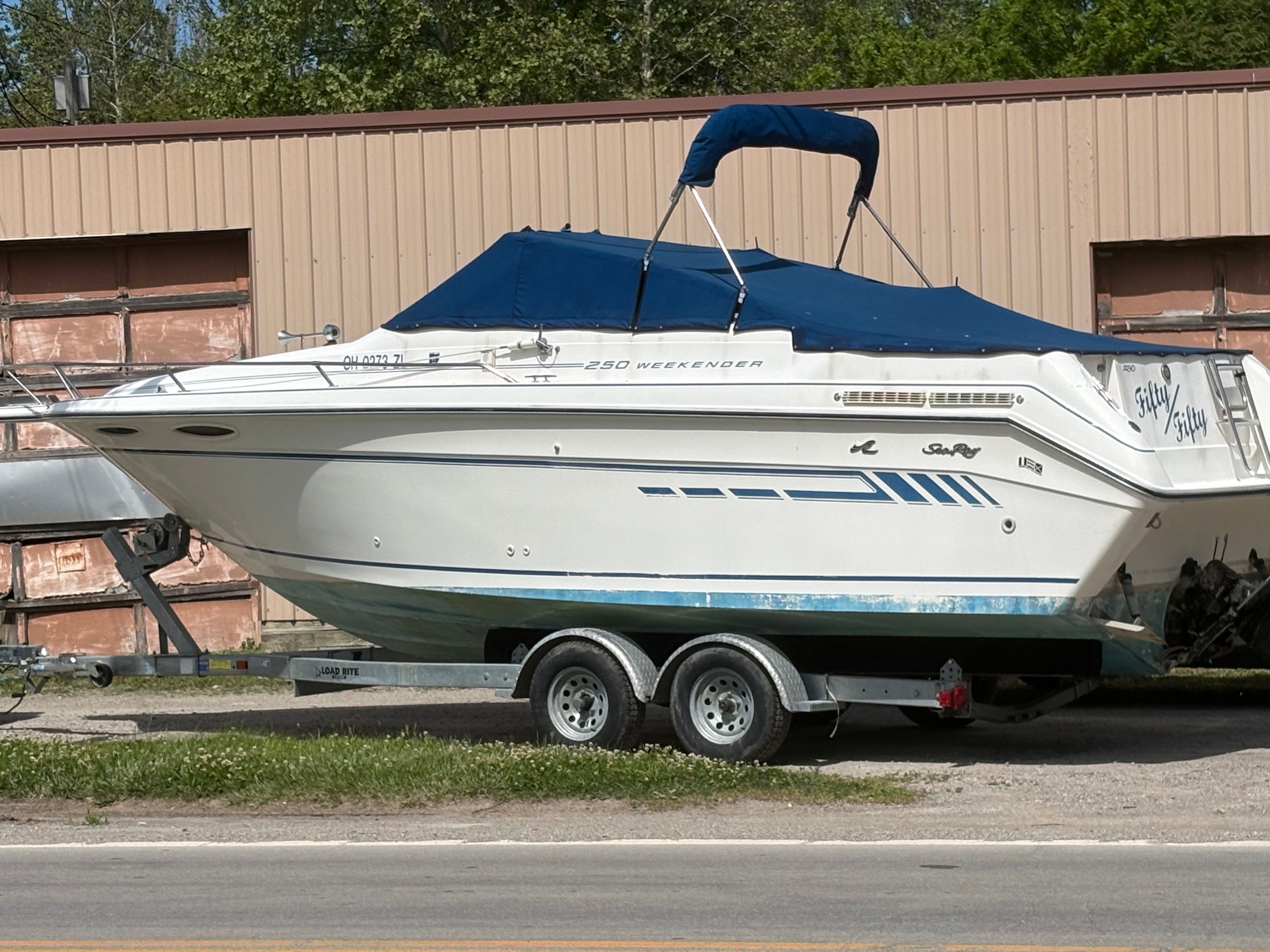 1991 Sea Ray 250 Weekender