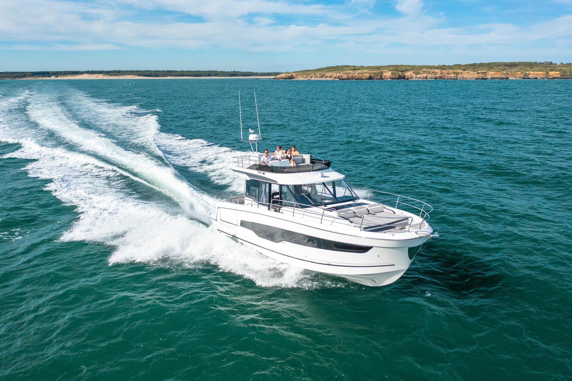 2026 Jeanneau NC Weekender 1295 Fly