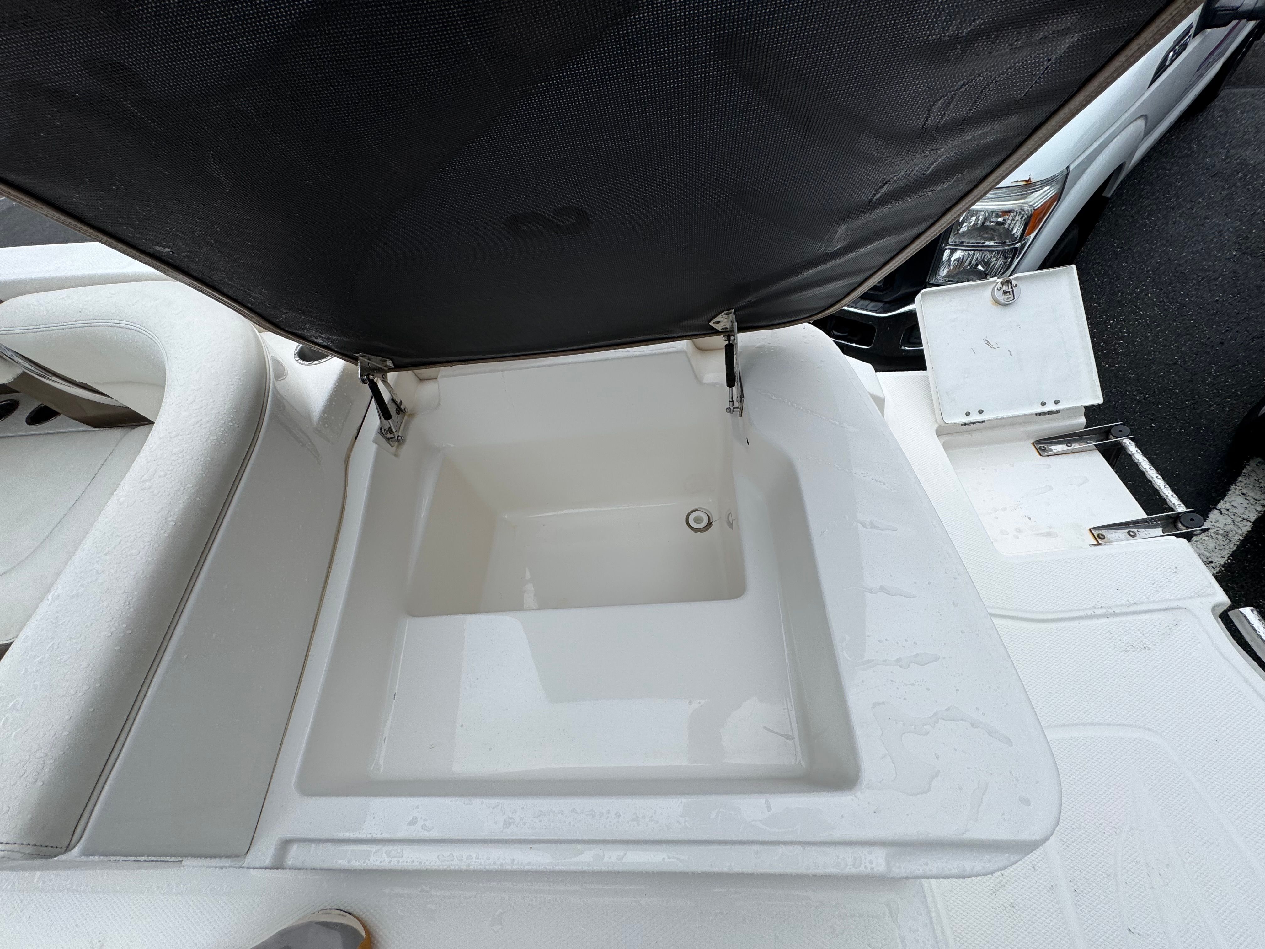 2014 CHAPARRAL 277 SSX - Image 14