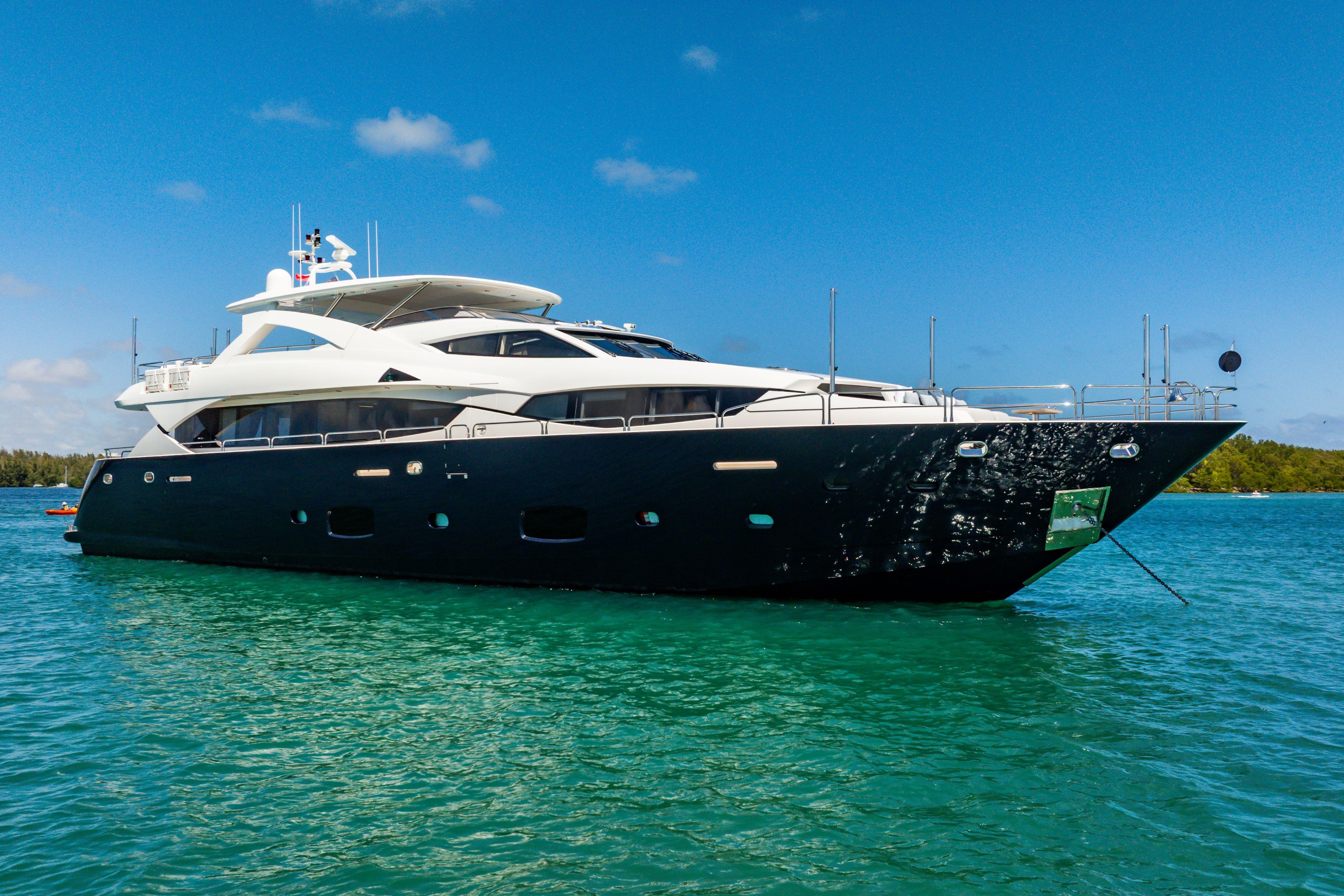 2011 Sunseeker 34 Metre Yacht