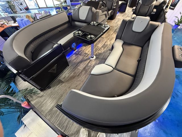 2026 Tahoe Cascade - 25 FT Quad Lounger - 11